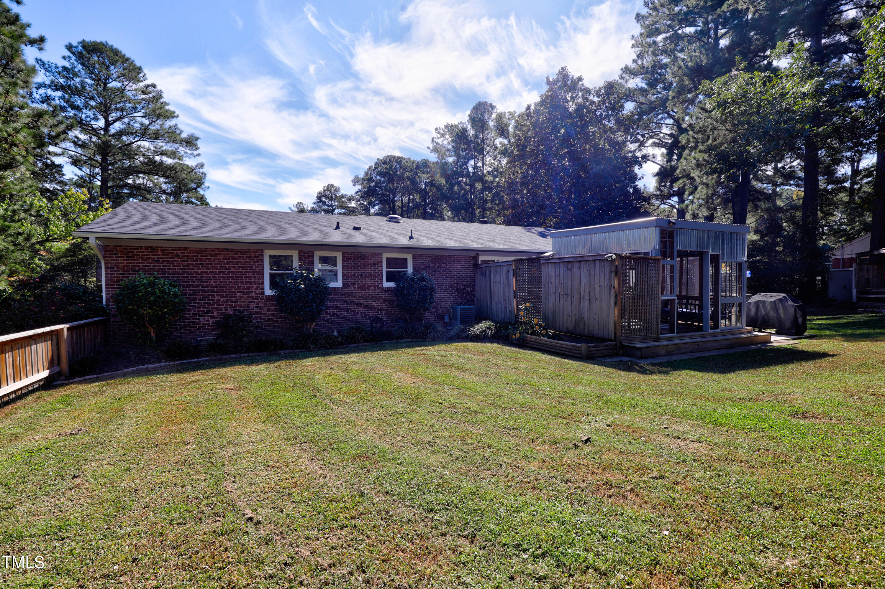 404 Lakeside Drive Property Photo 27
