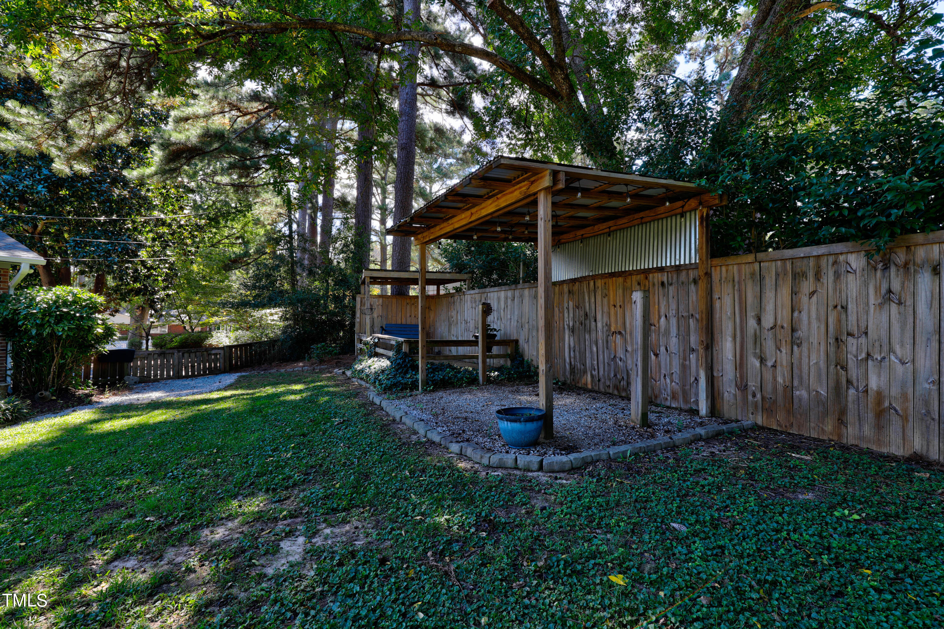 404 Lakeside Drive Property Photo 31