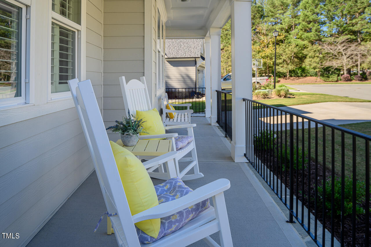 1704 Castling Court Property Photo 32