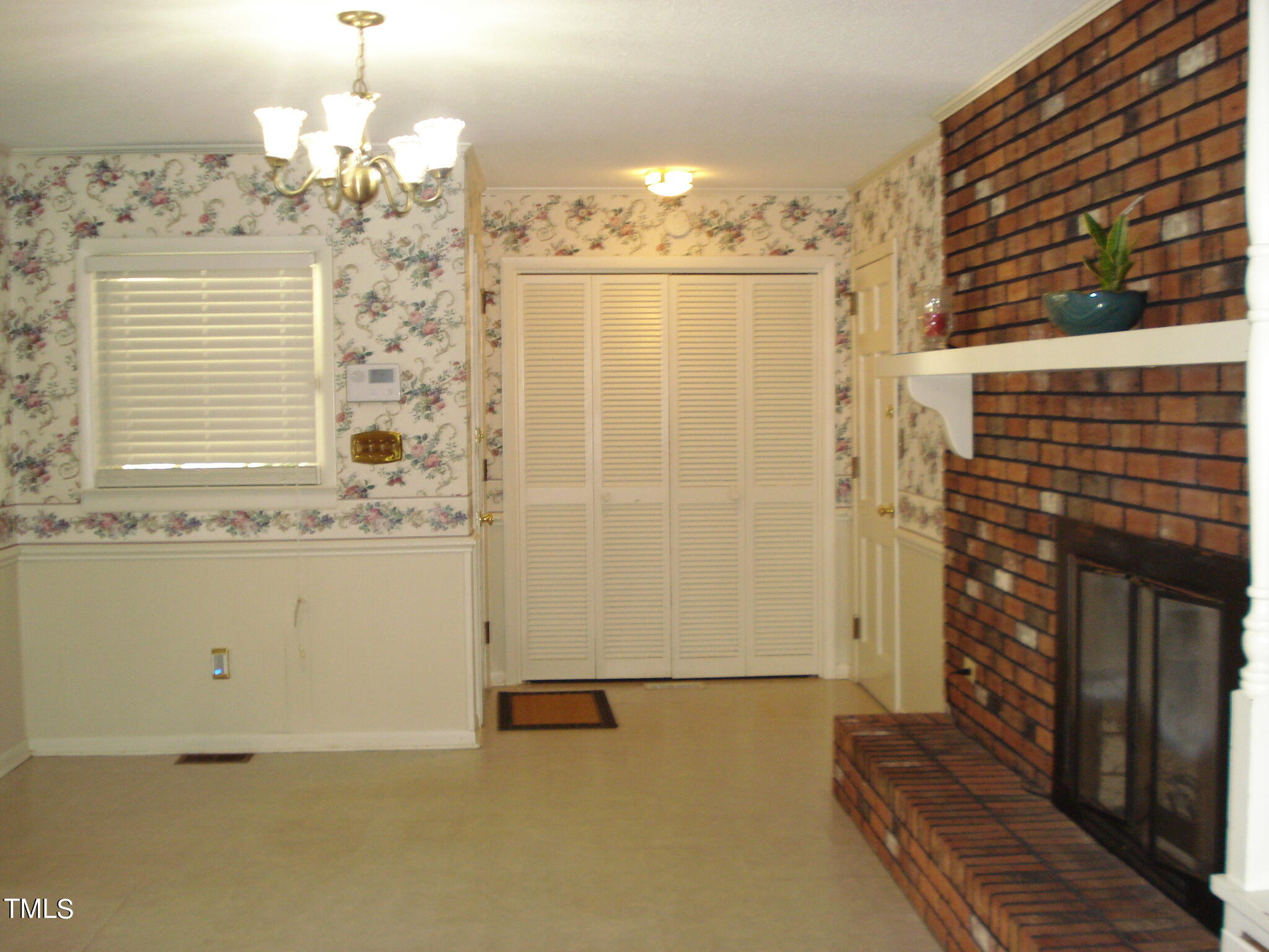 301 Briarcliff Drive Property Photo 6