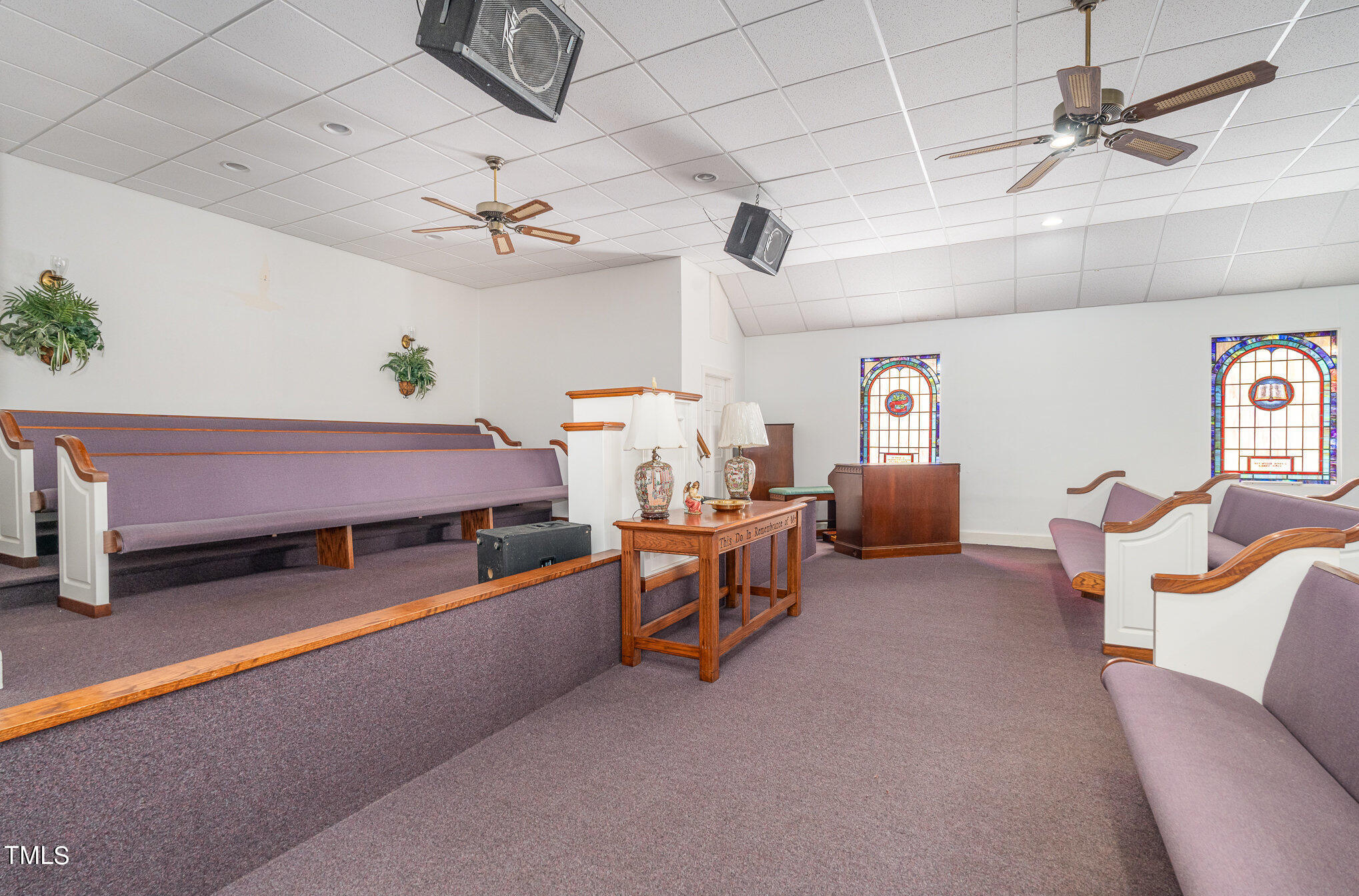 178 N Railroad Street Property Photo 3