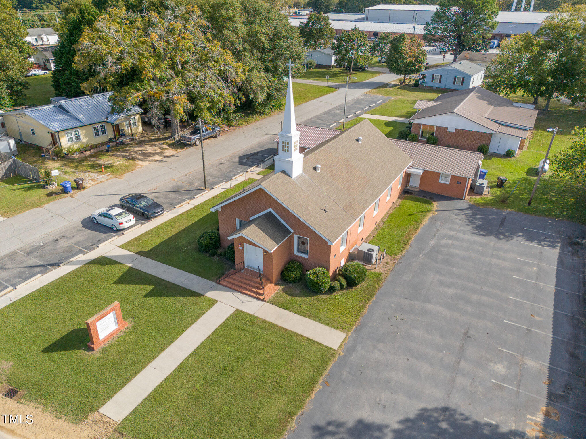 178 N Railroad Street Property Photo 8