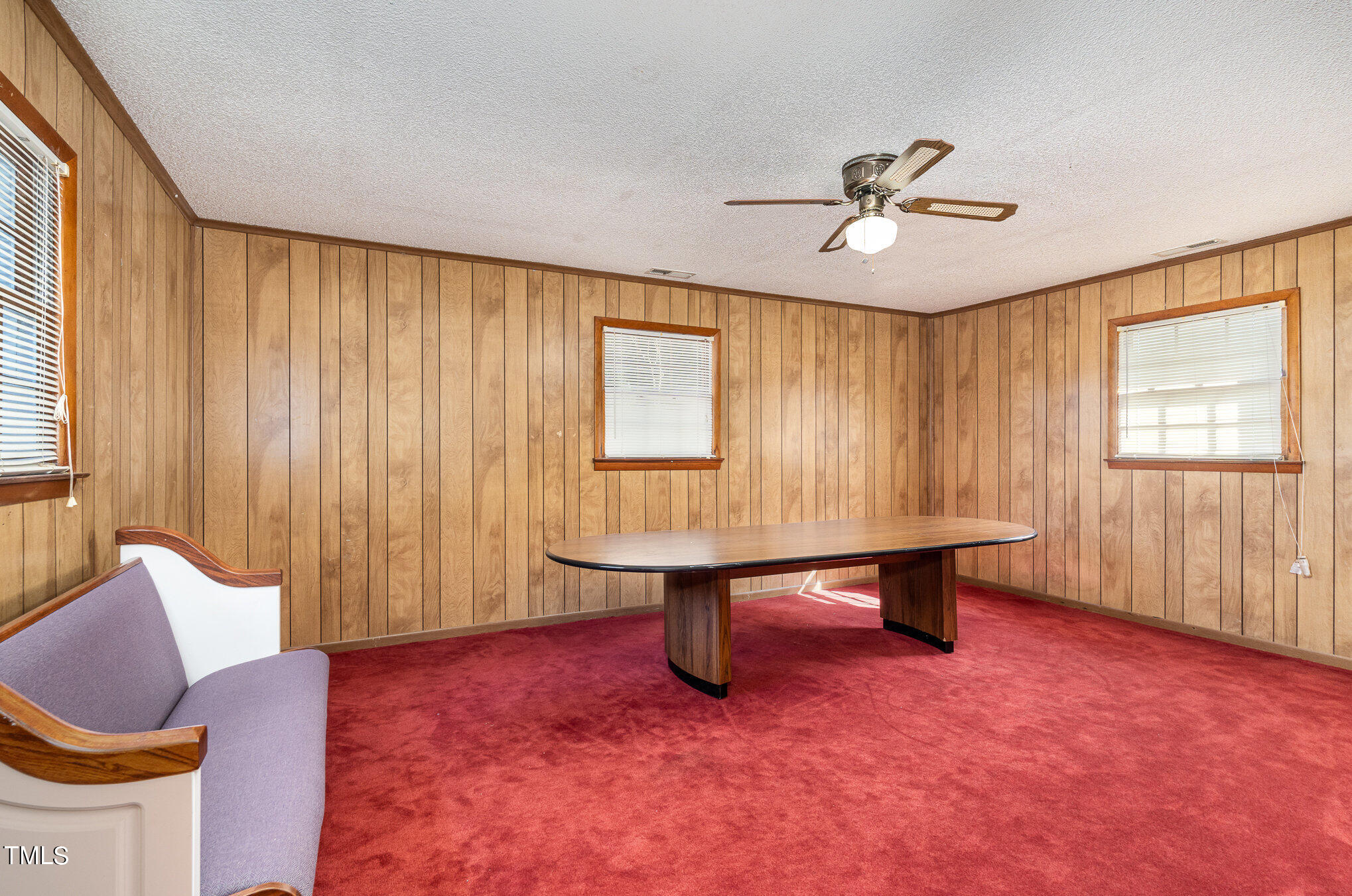 178 N Railroad Street Property Photo 17
