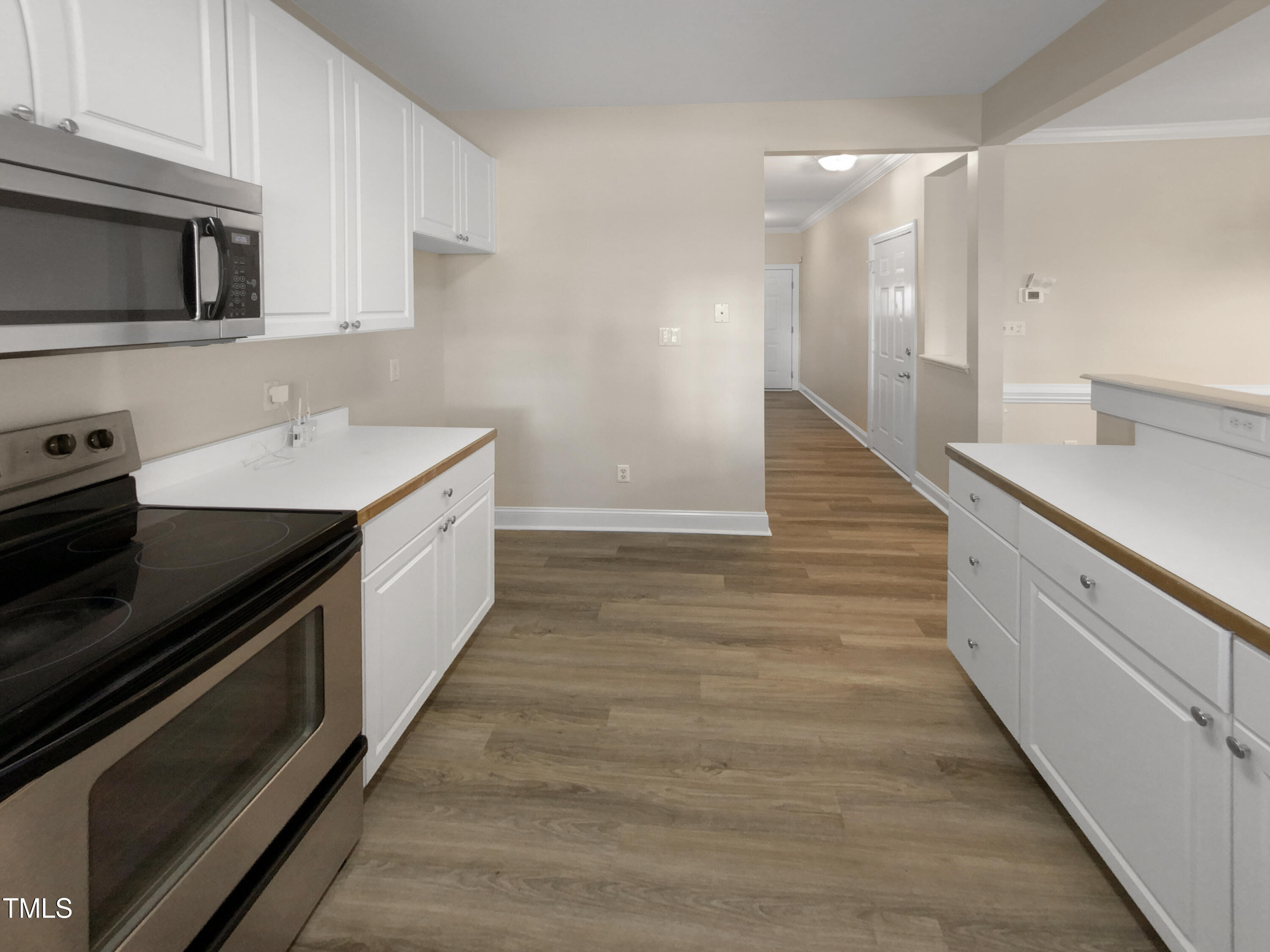 4223 Standing Rock Way Property Photo 11