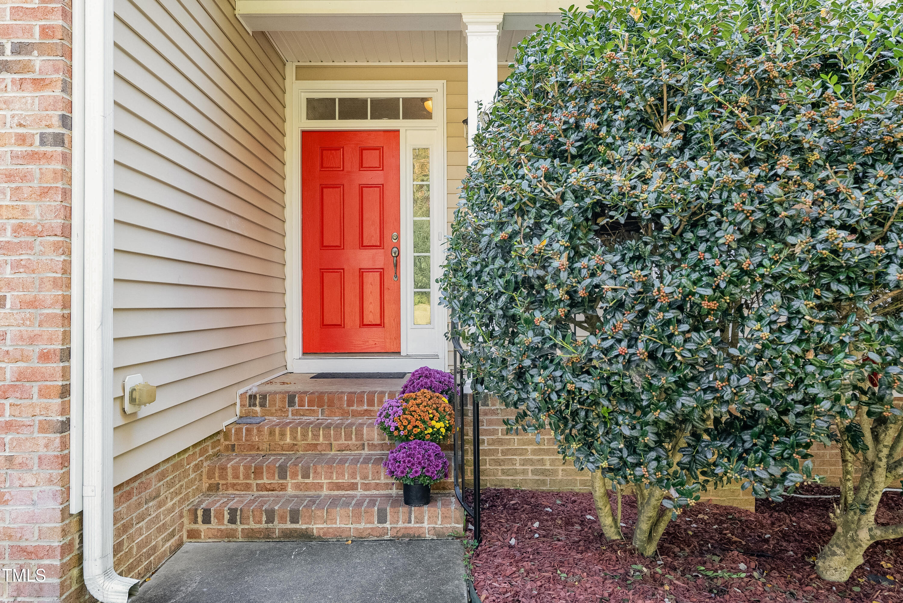 65 Applegate Drive Property Photo 3