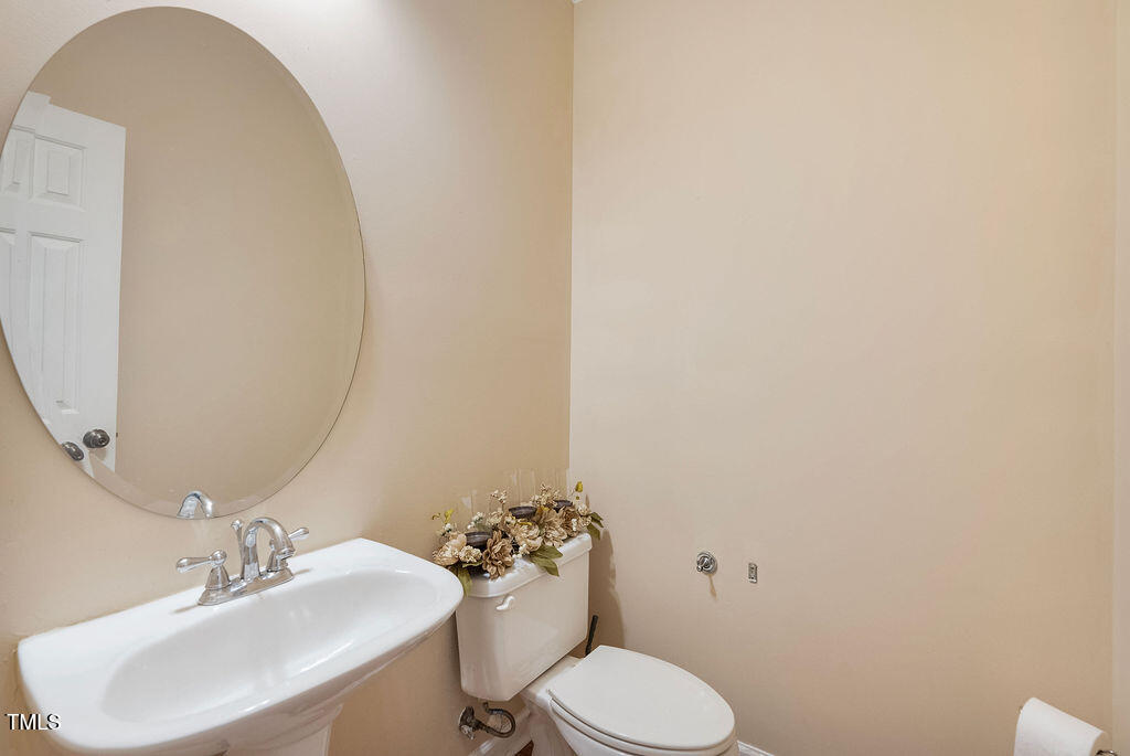 65 Applegate Drive Property Photo 12