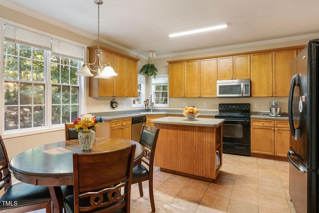 65 Applegate Drive Property Photo 14
