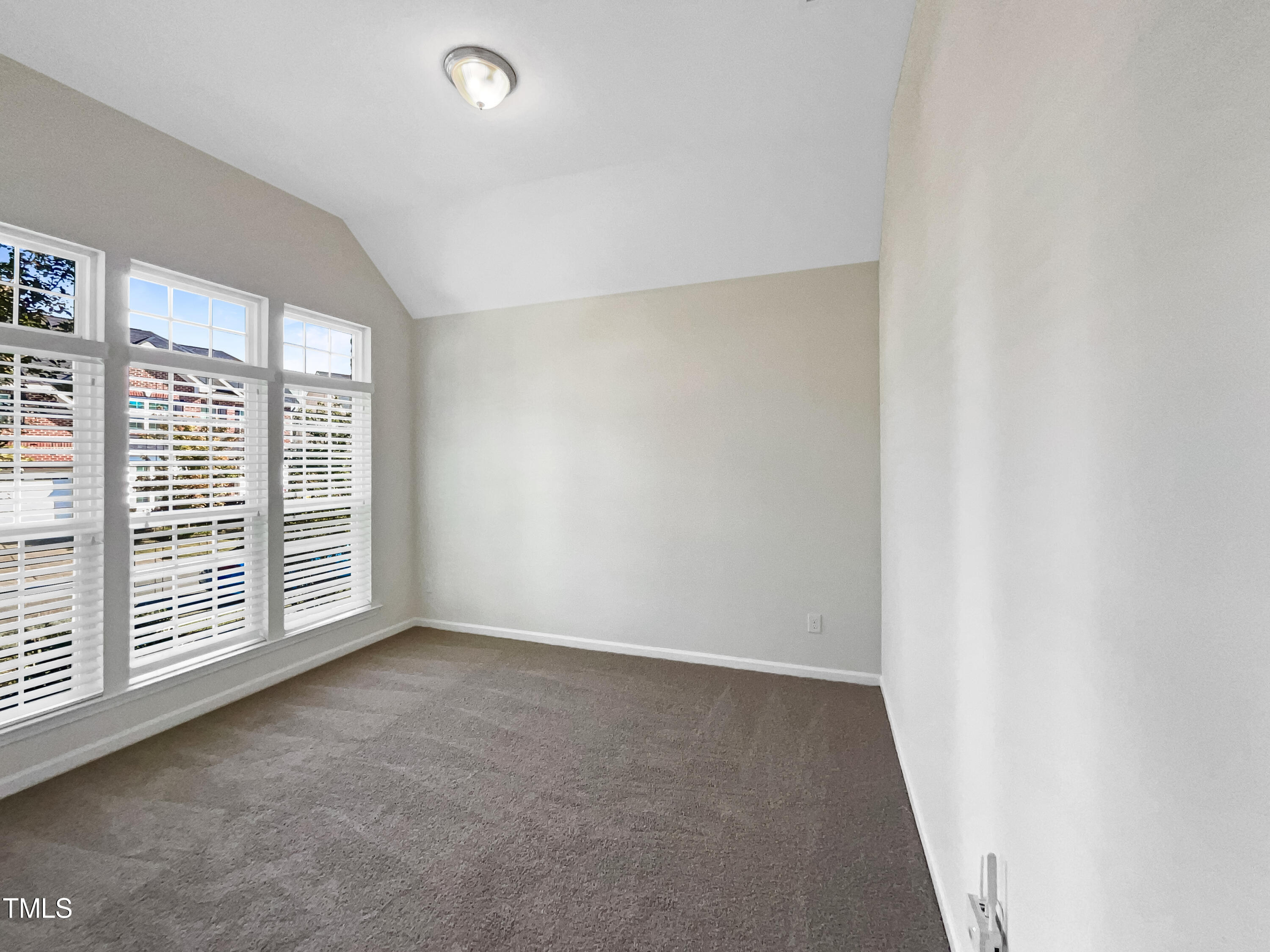 9 Oxmoor Drive Property Photo 10