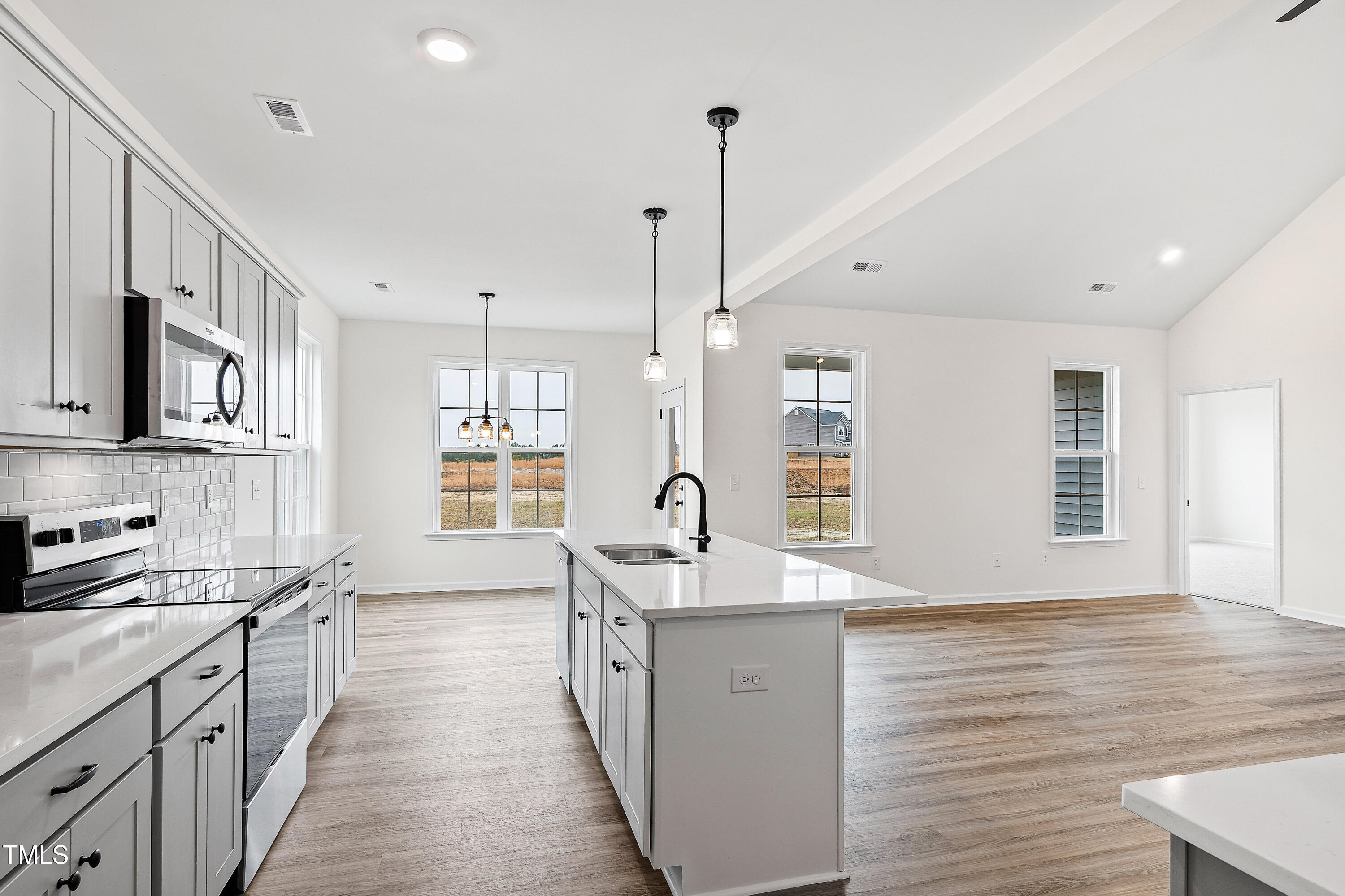 420 Oak Park Boulevard Property Photo 14