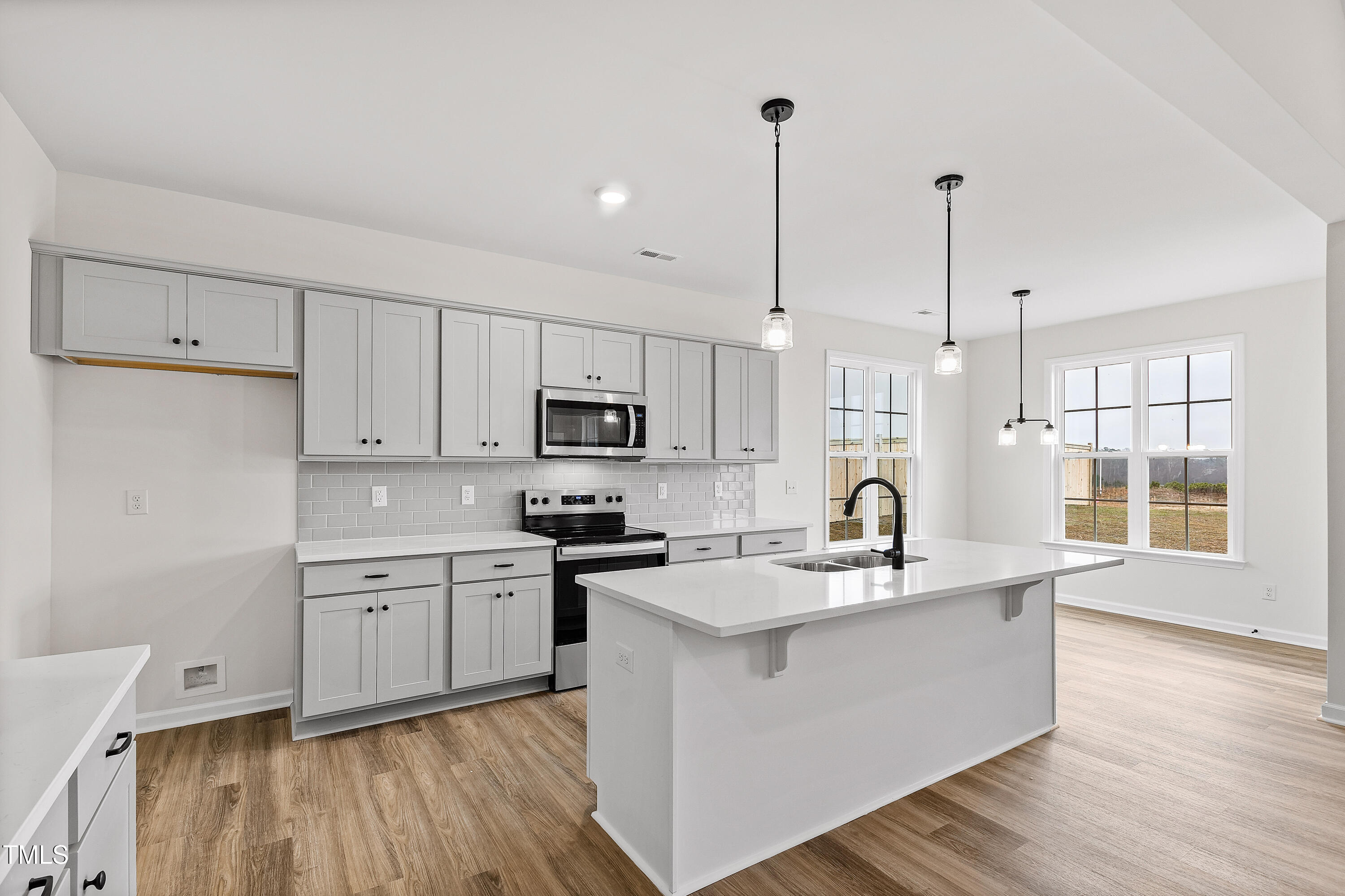 420 Oak Park Boulevard Property Photo 15