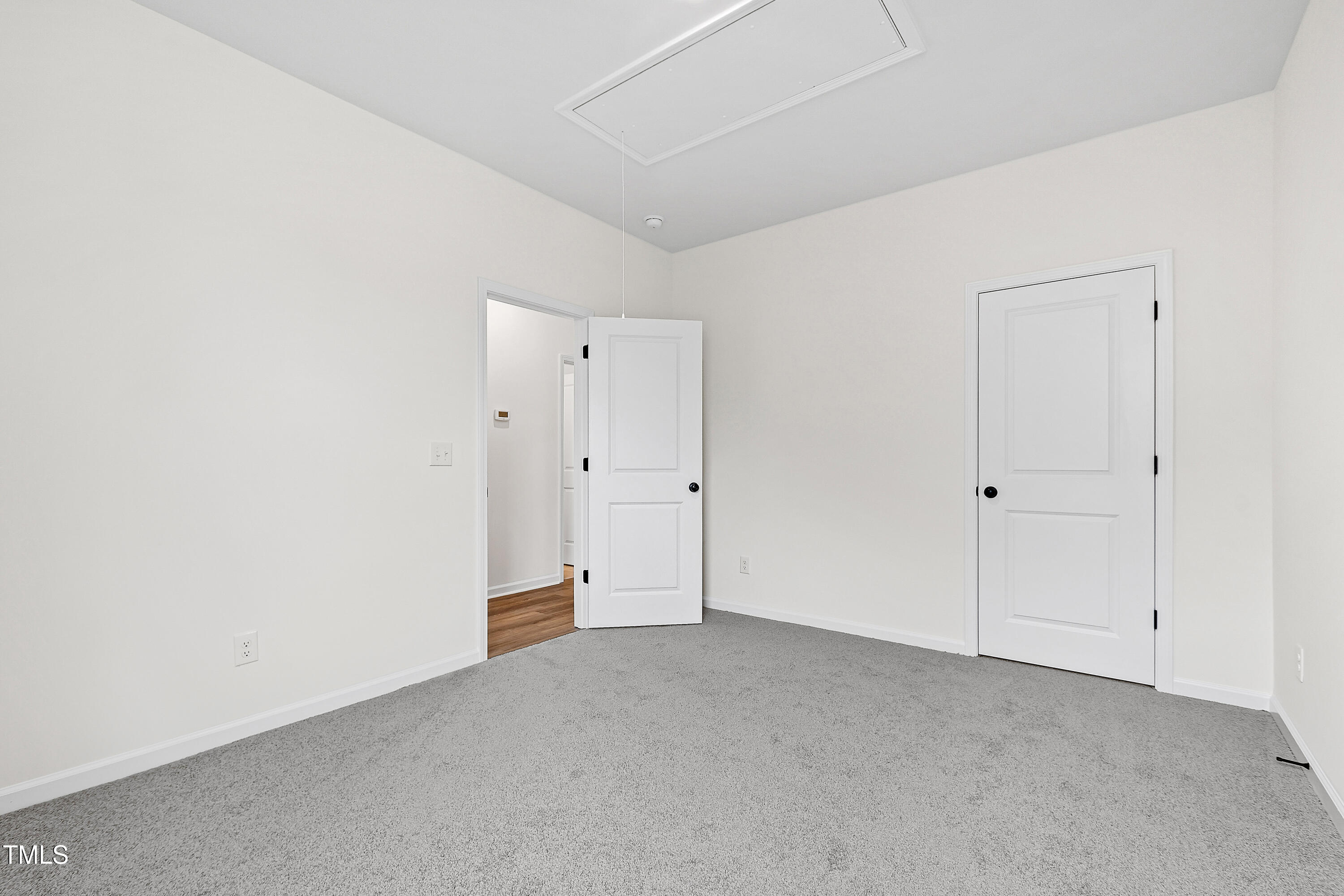 420 Oak Park Boulevard Property Photo 34