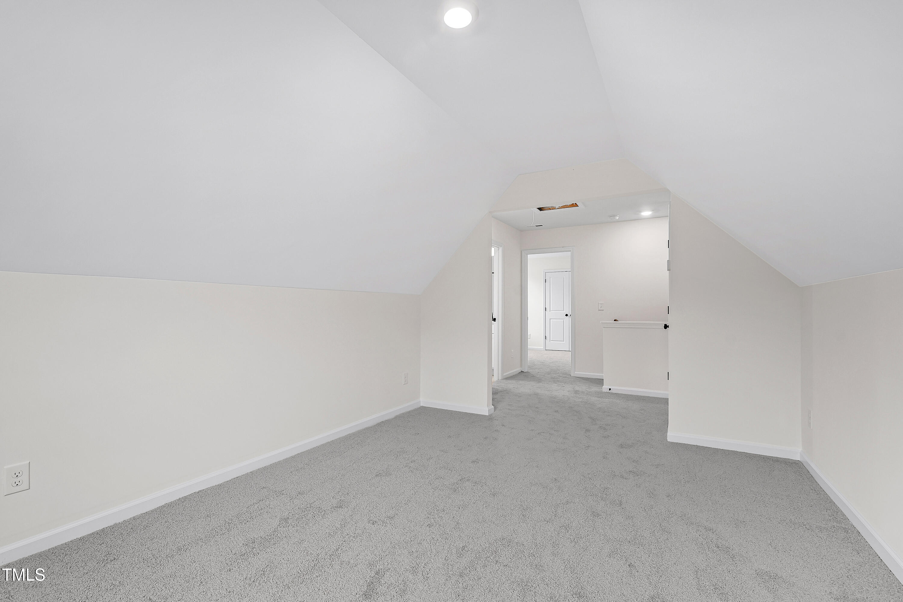 420 Oak Park Boulevard Property Photo 36