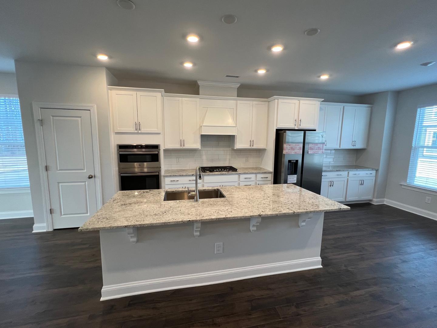 1006 Falling Rock Place Property Photo 3