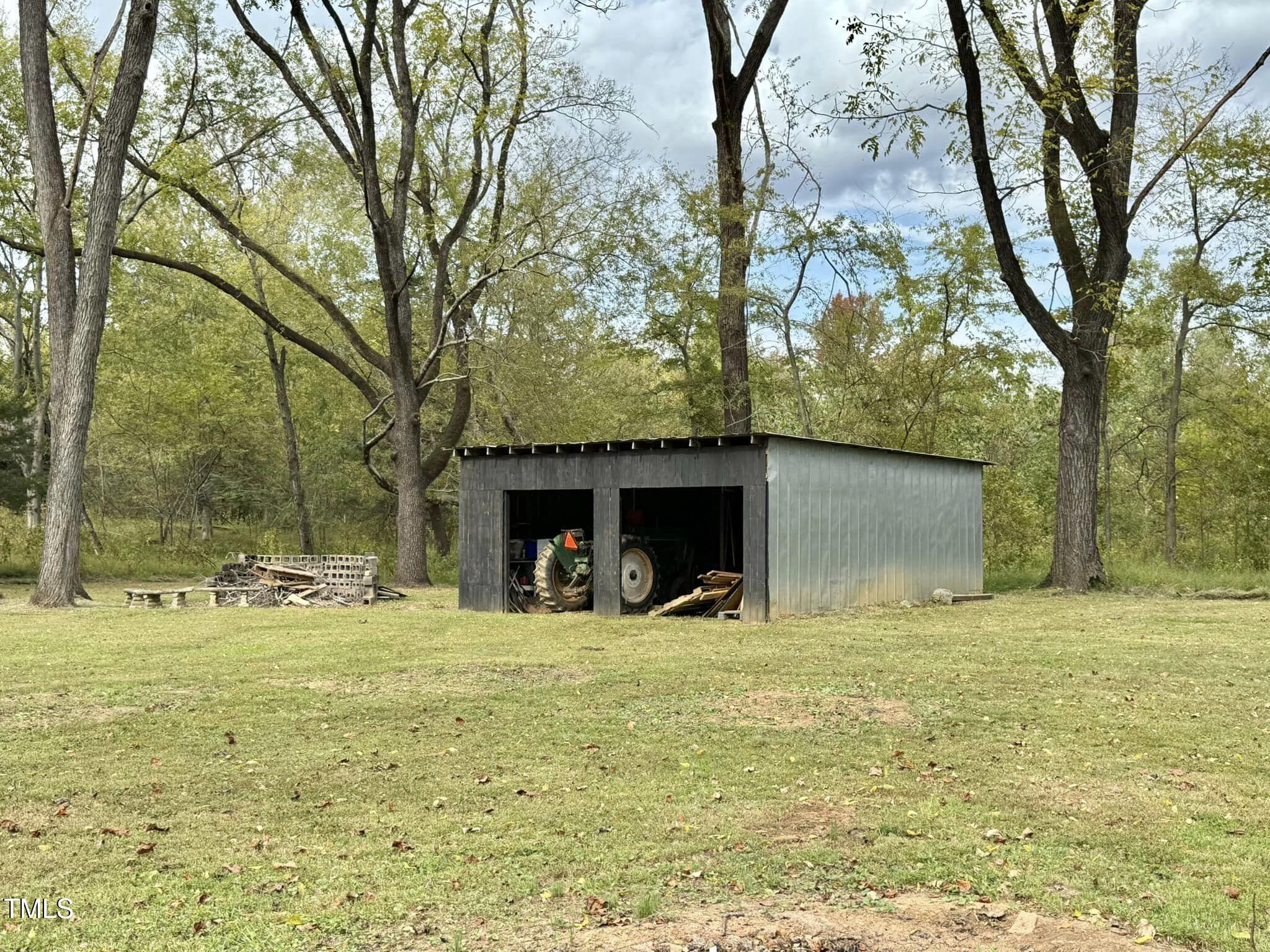 189 Wolfe Road Property Photo 2