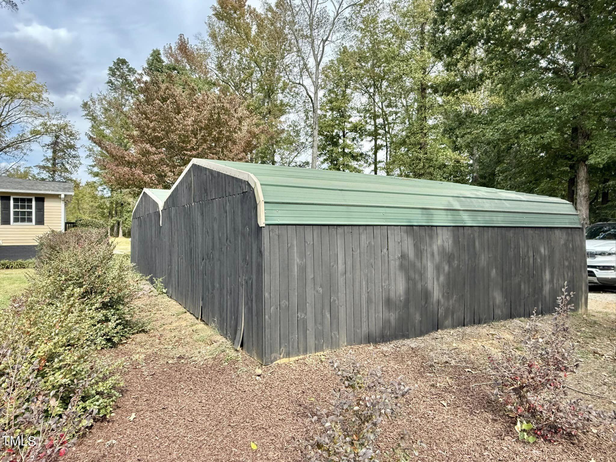 189 Wolfe Road Property Photo 33