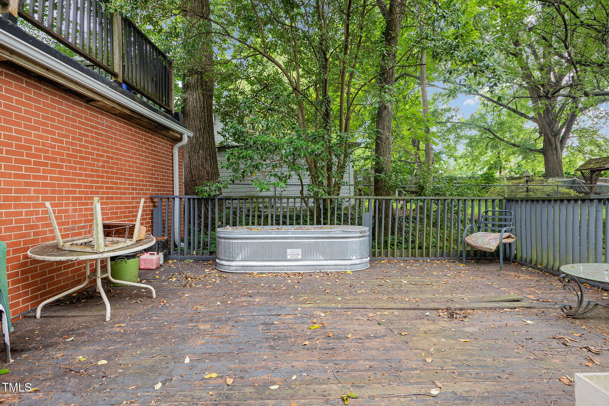415 N Hyde Park Avenue Property Photo 23