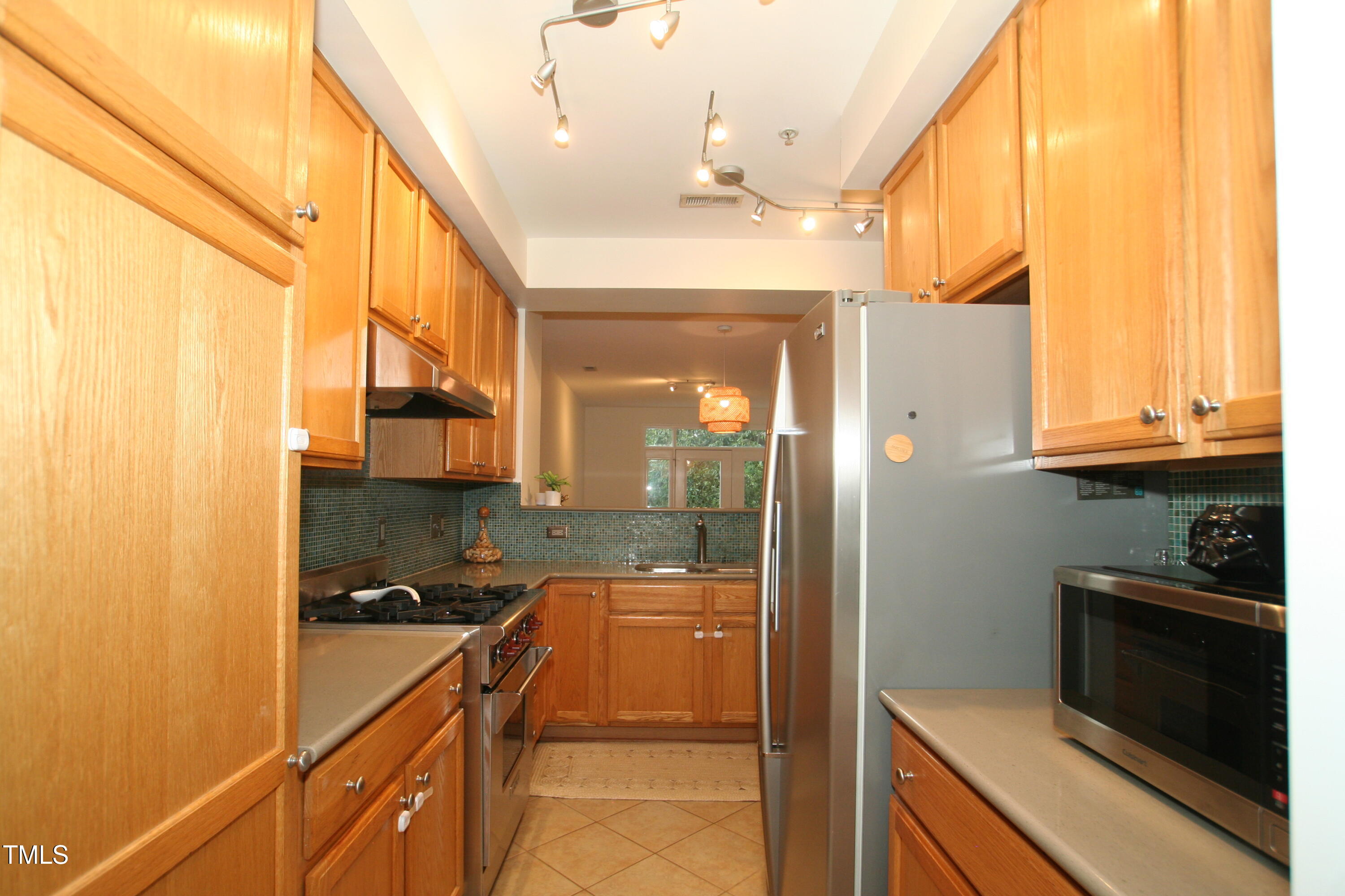 1001 Hillsborough Street # 304 Property Photo 11