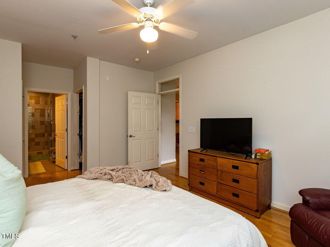 1001 Hillsborough Street # 304 Property Photo 17