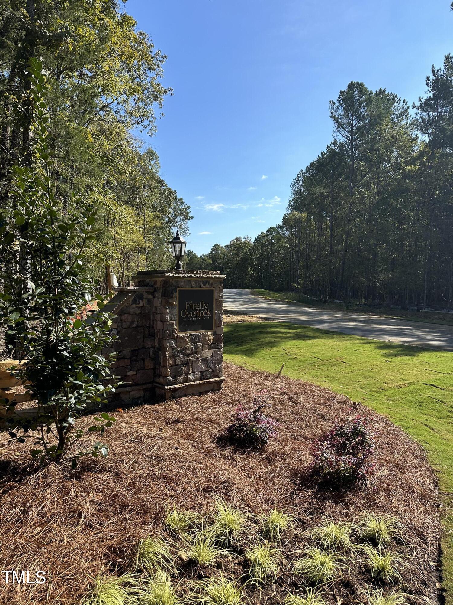 18 White Sound Way Property Photo 4
