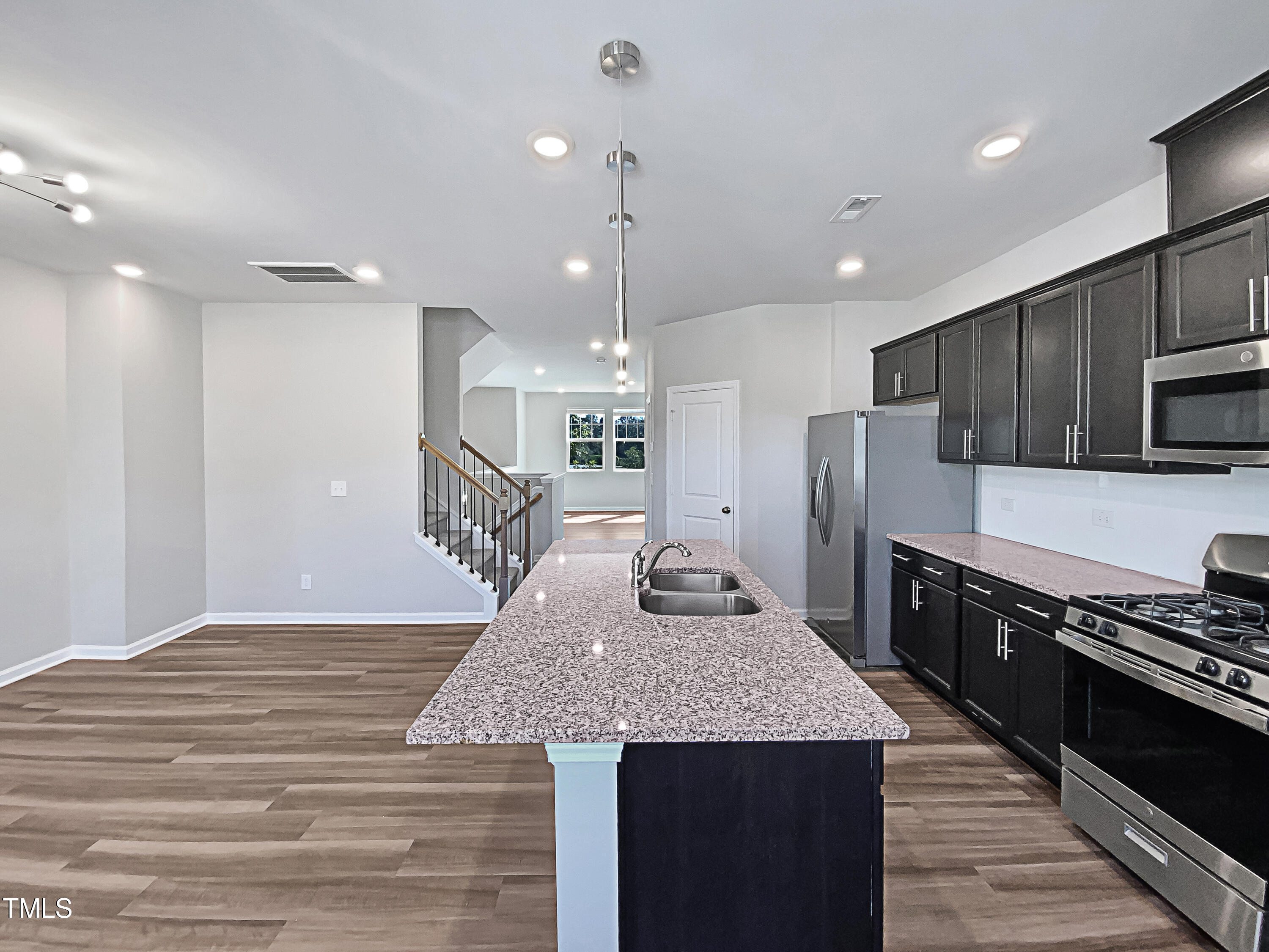 607 Traditions Grande Boulevard Property Photo 12