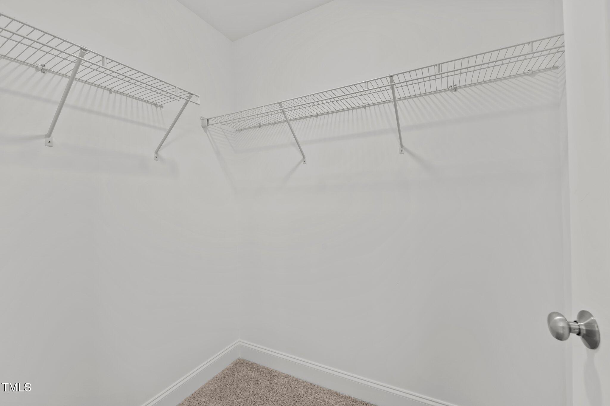 35 Diamond Creek Drive Property Photo 25