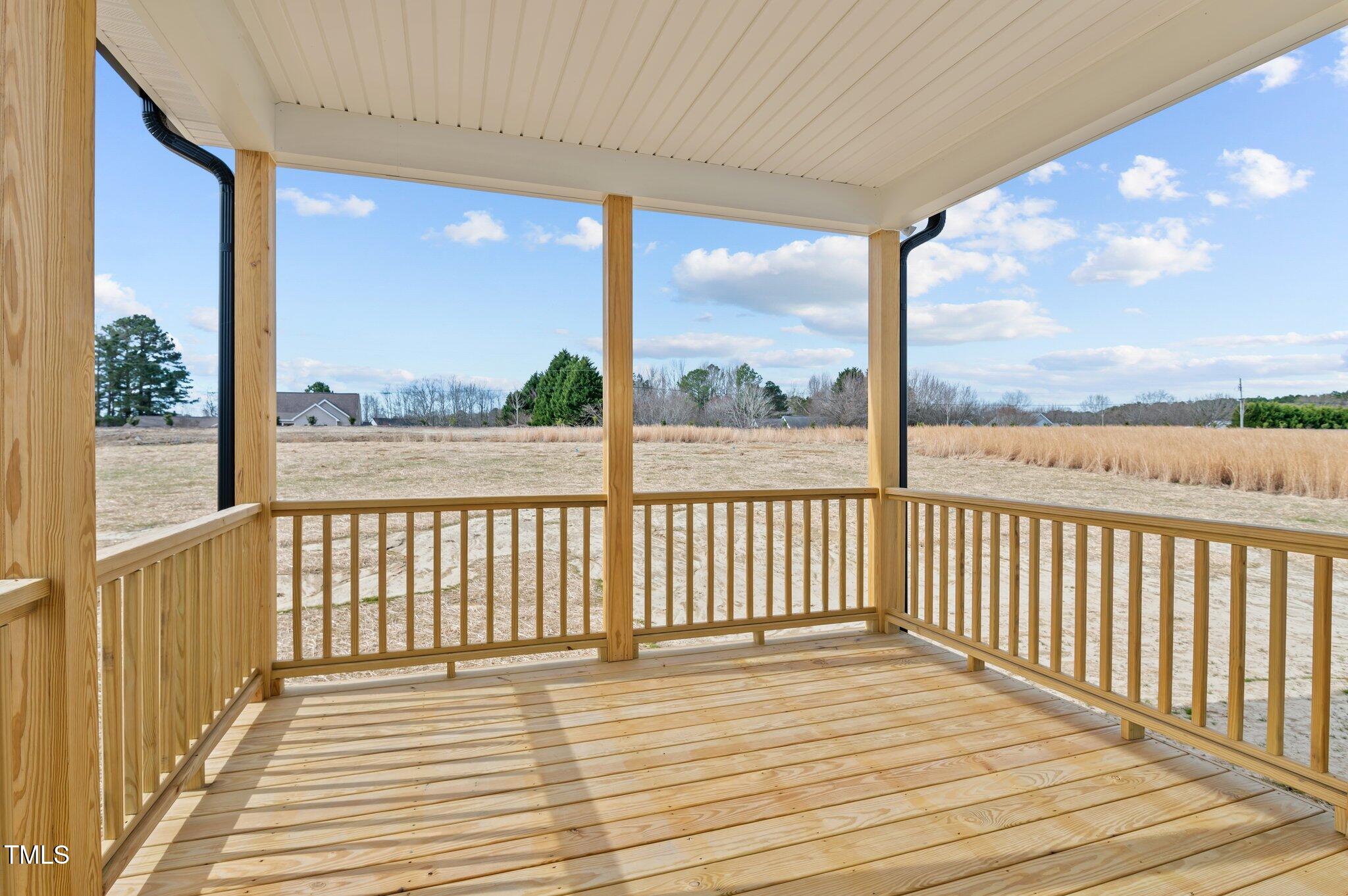 35 Diamond Creek Drive Property Photo 29