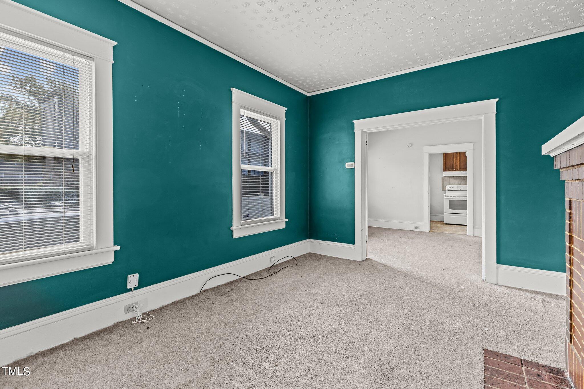 810 E Edenton Street Property Photo 3