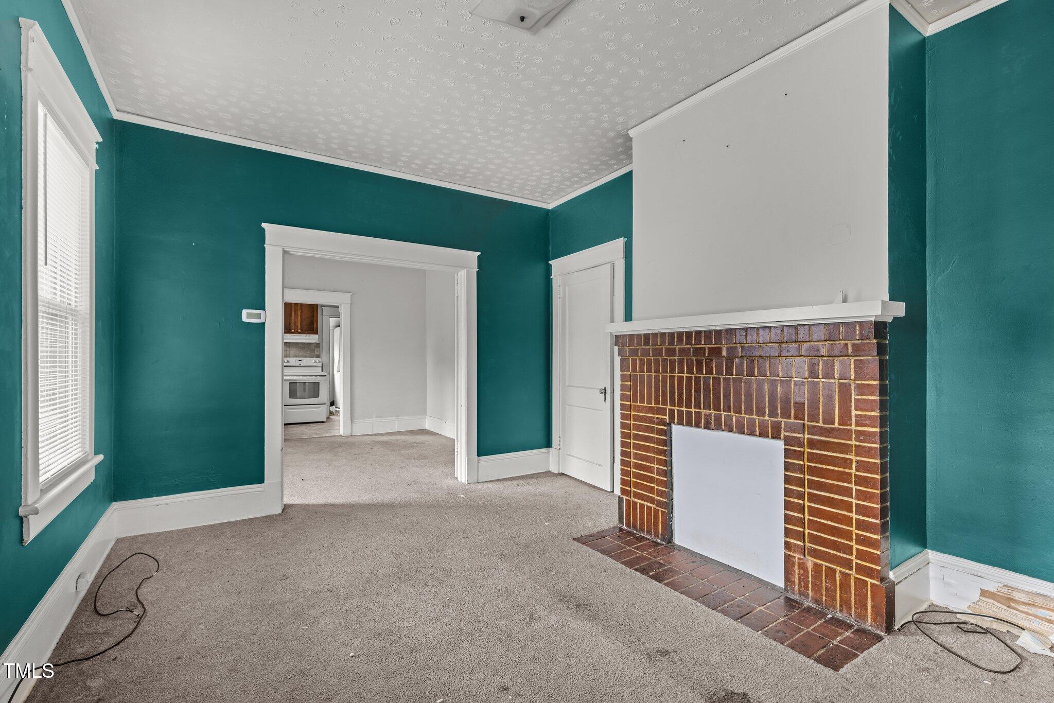 810 E Edenton Street Property Photo 4
