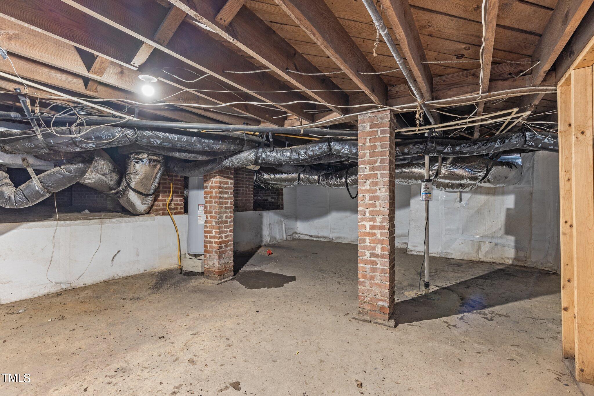 810 E Edenton Street Property Photo 18