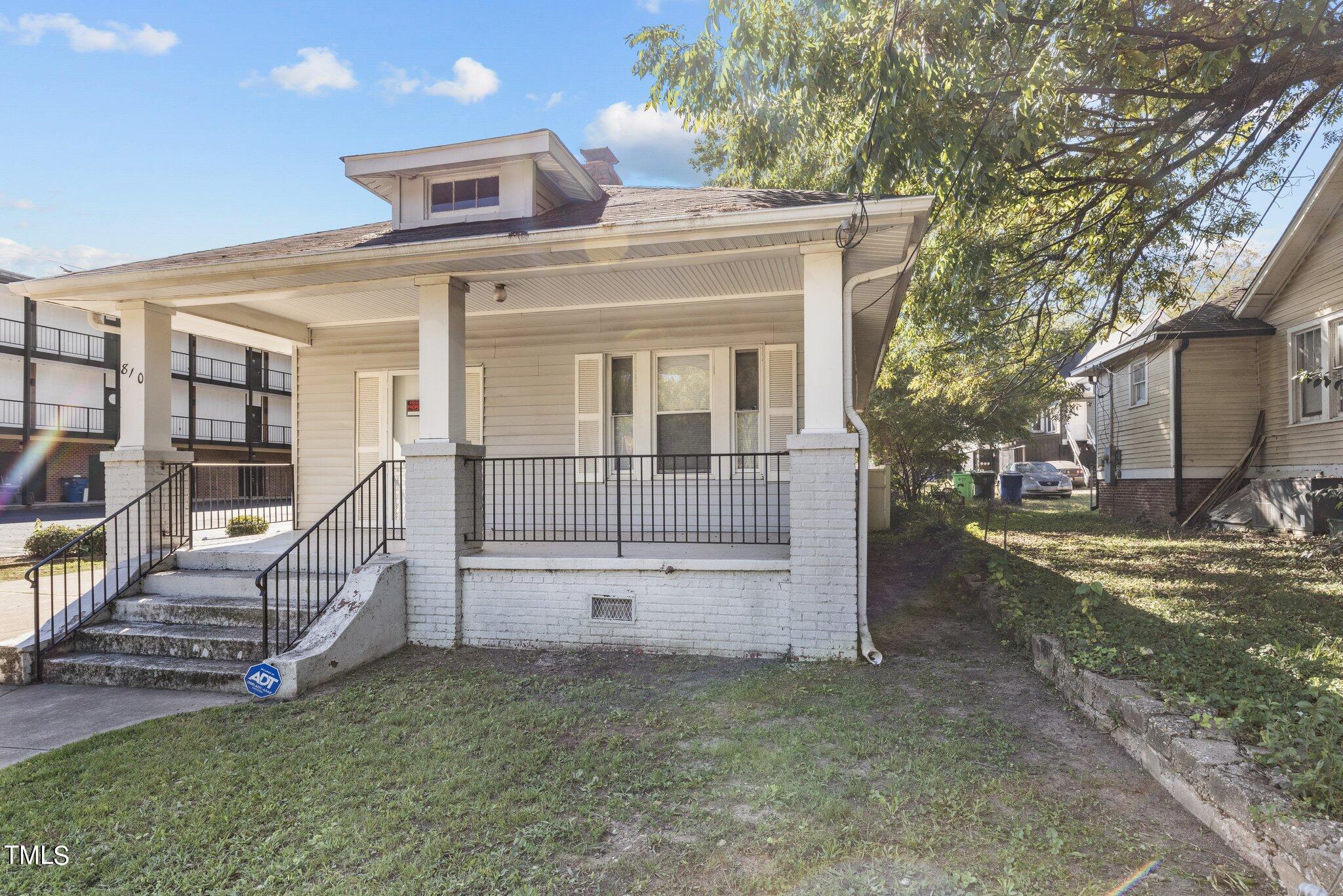 810 E Edenton Street Property Photo 26