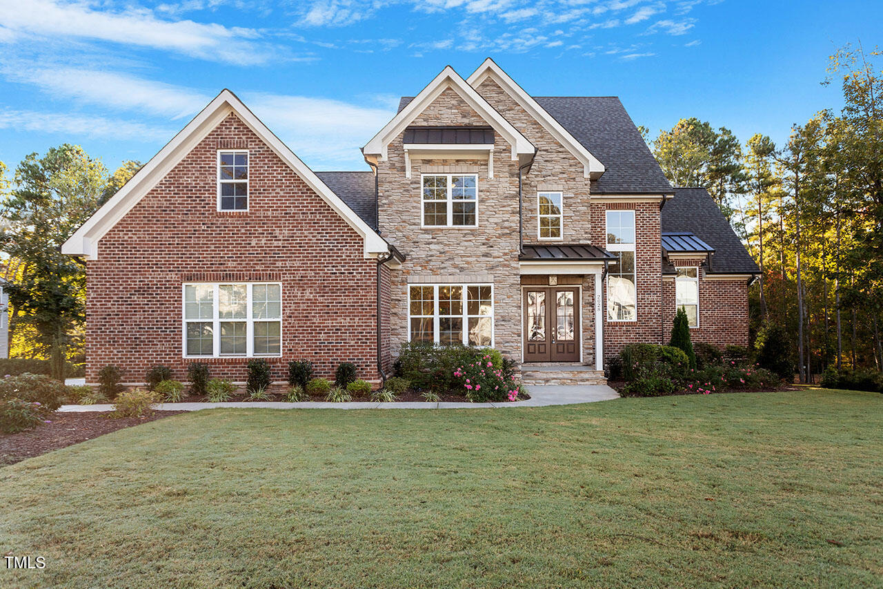 2028 Pleasant Forest Way Property Photo 3