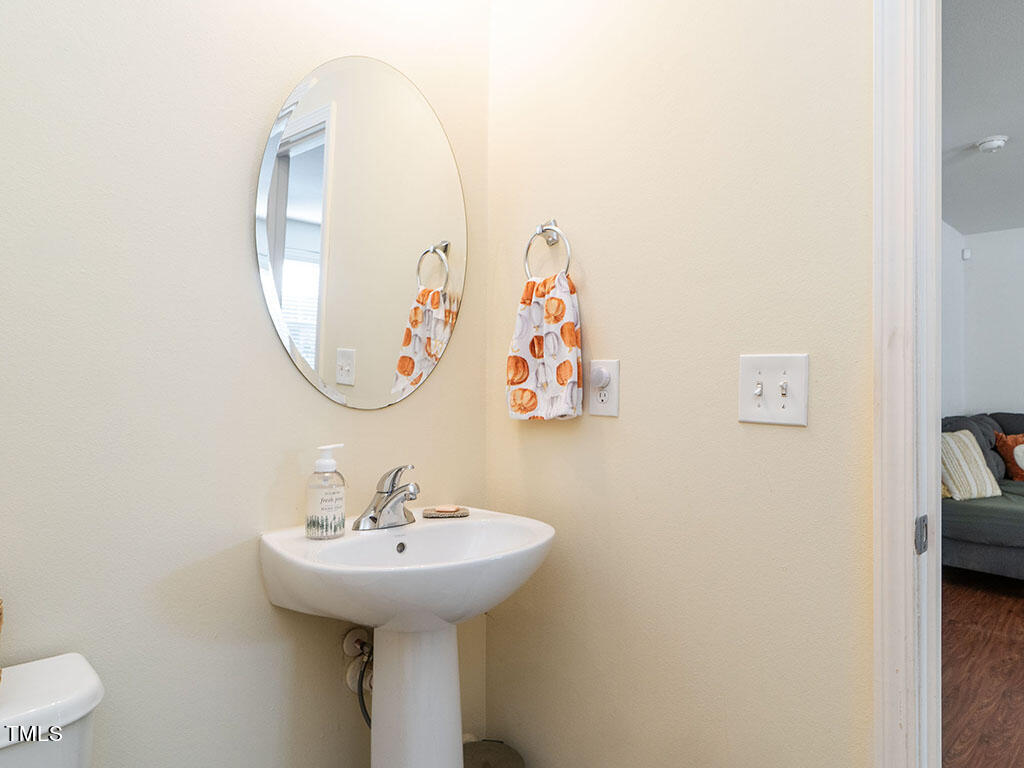 6608 Tromble Road Property Photo 11