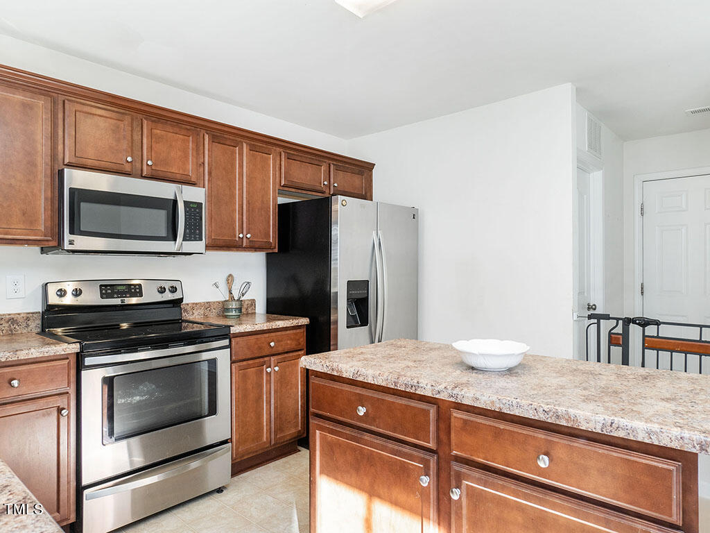 6608 Tromble Road Property Photo 17
