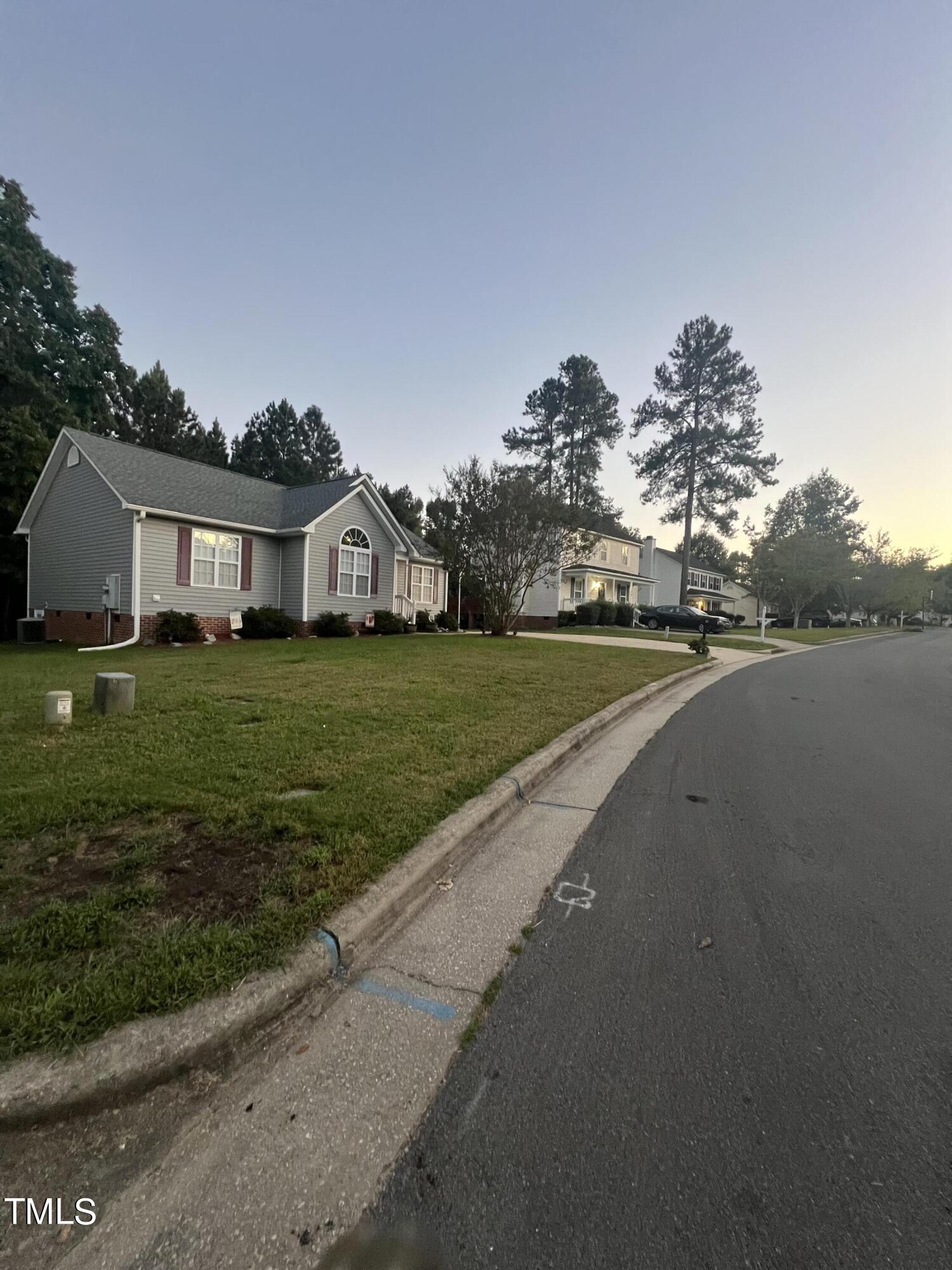 105 Gentle Rio Court Property Photo 3