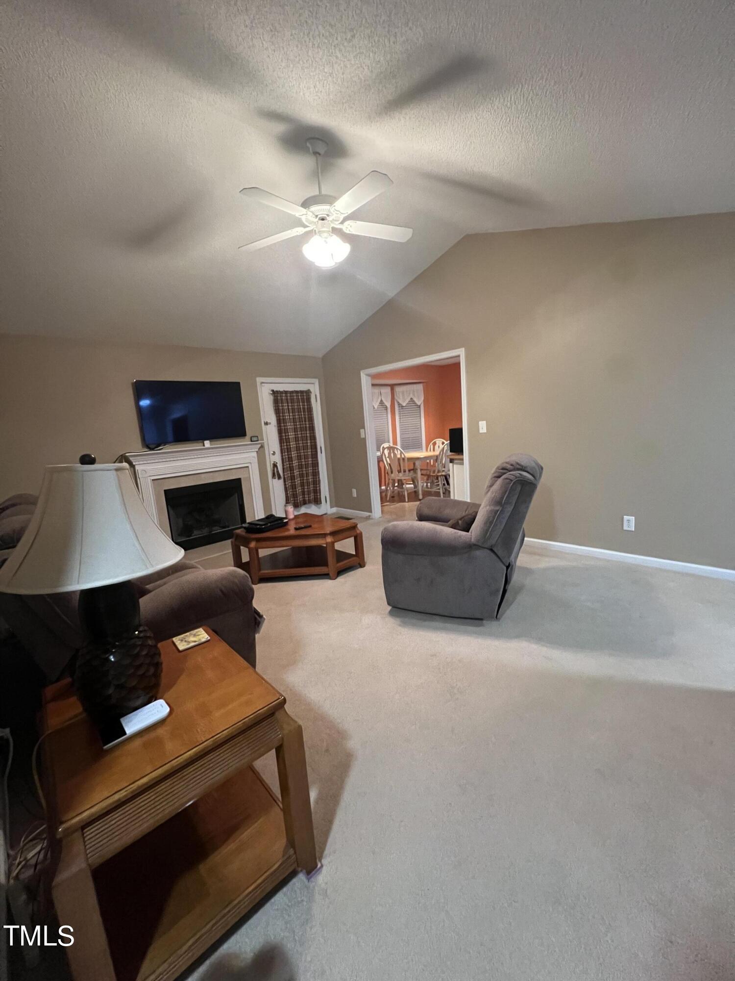 105 Gentle Rio Court Property Photo 6