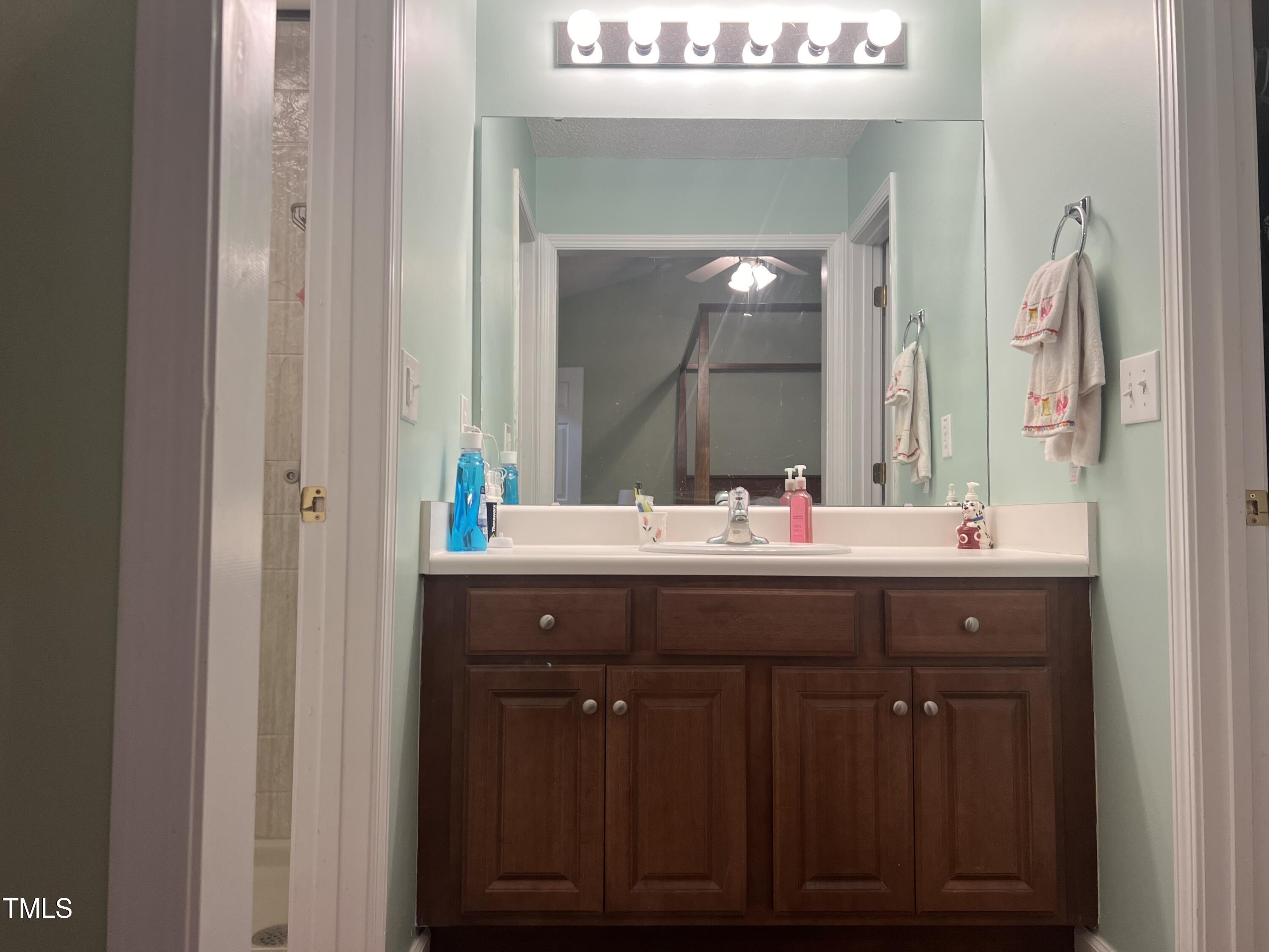 105 Gentle Rio Court Property Photo 22