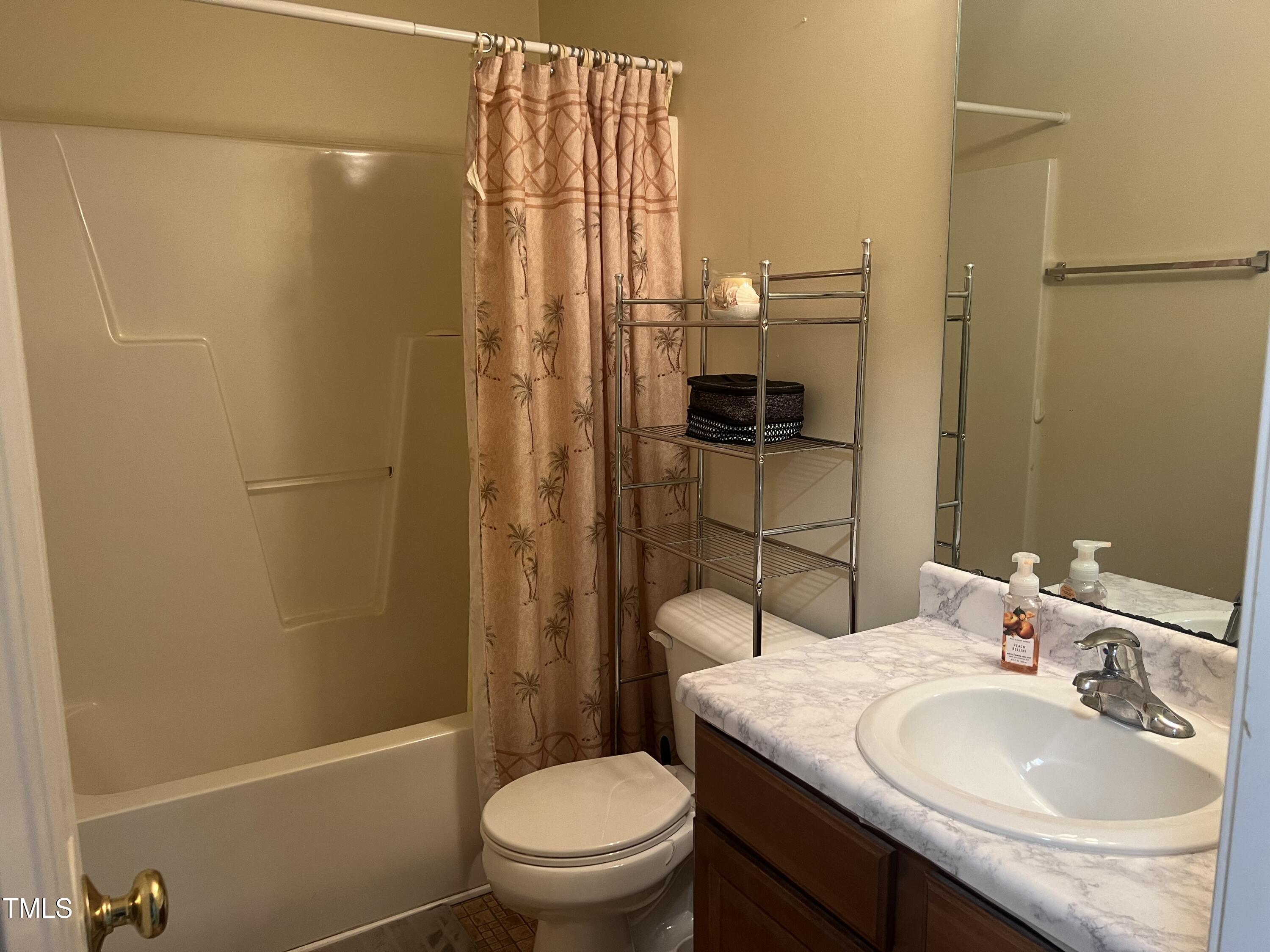 105 Gentle Rio Court Property Photo 24