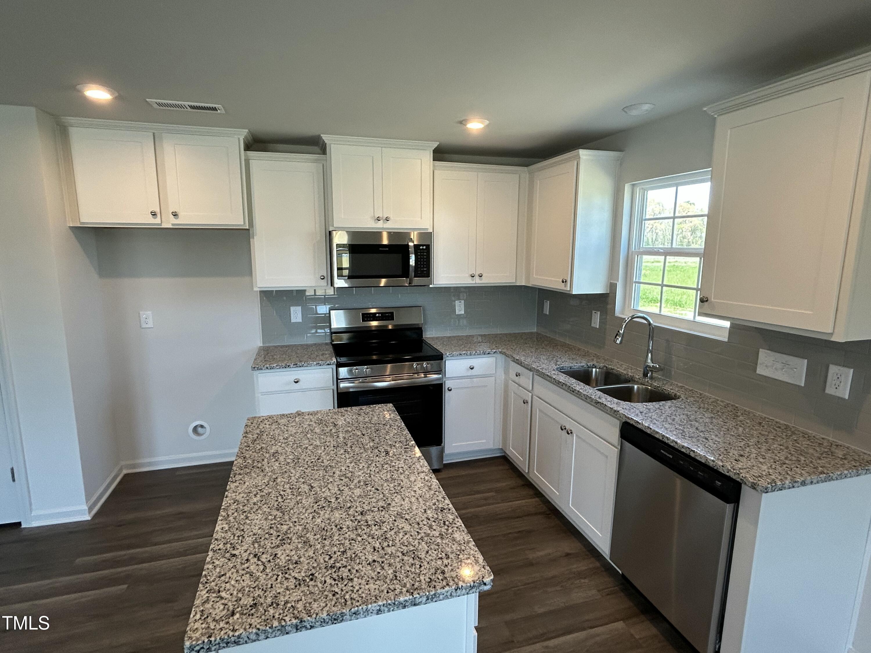 111 Johnson Ridge Way Property Photo 16