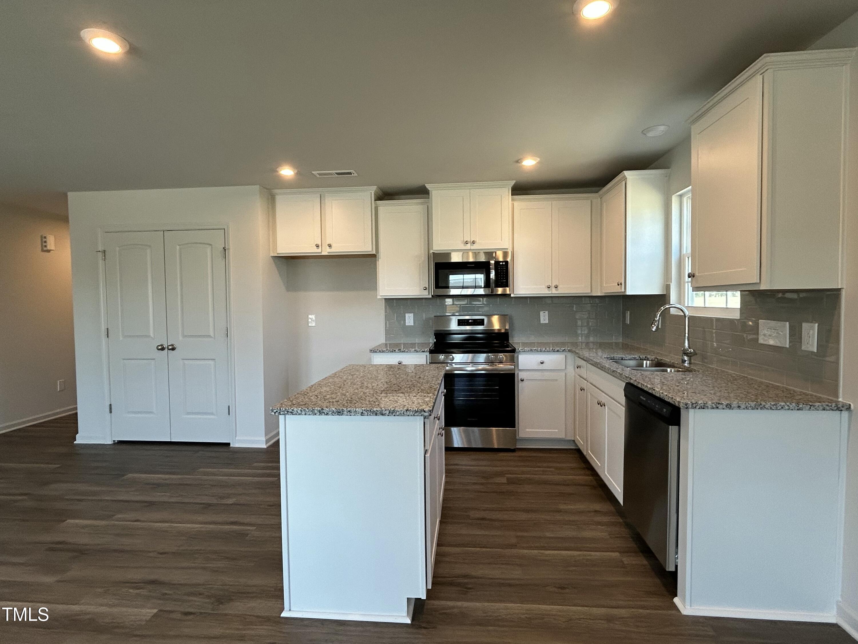 111 Johnson Ridge Way Property Photo 17