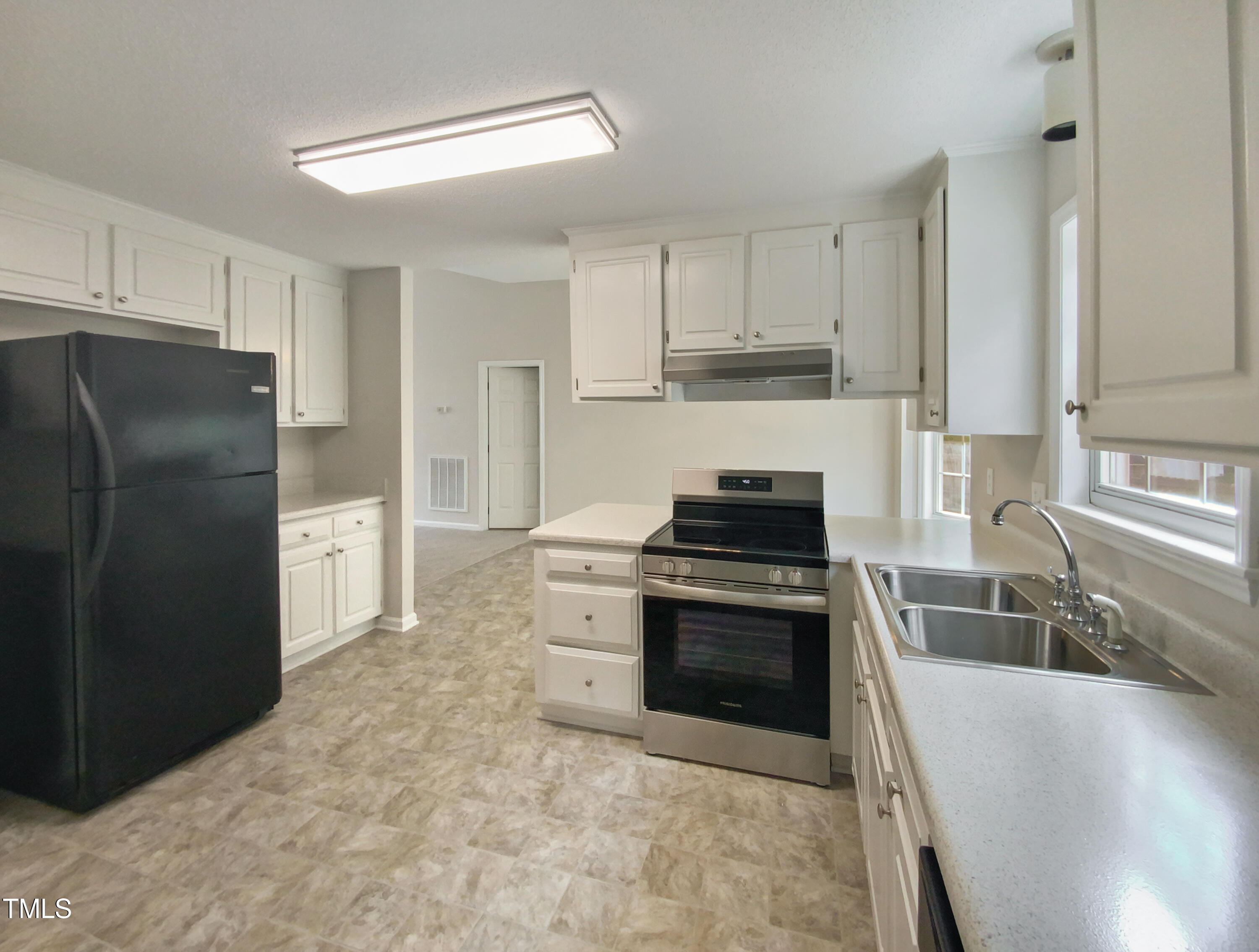 6849 Coventry Ridge Road Property Photo 6