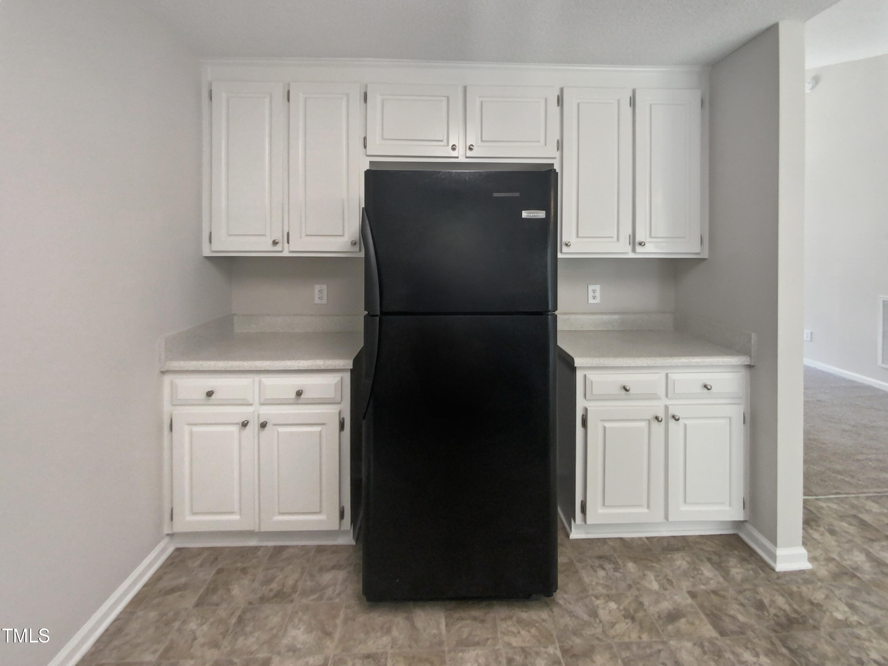 6849 Coventry Ridge Road Property Photo 11