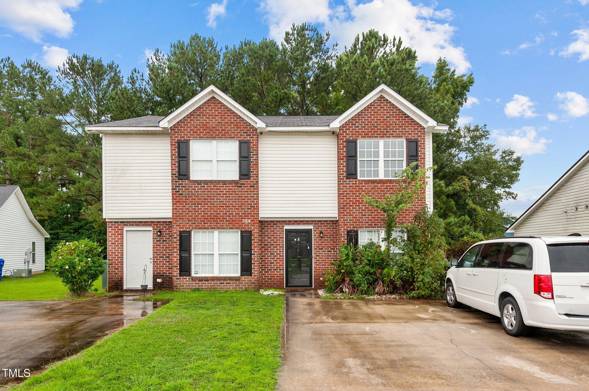 2904 Eastridge Court Property Photo