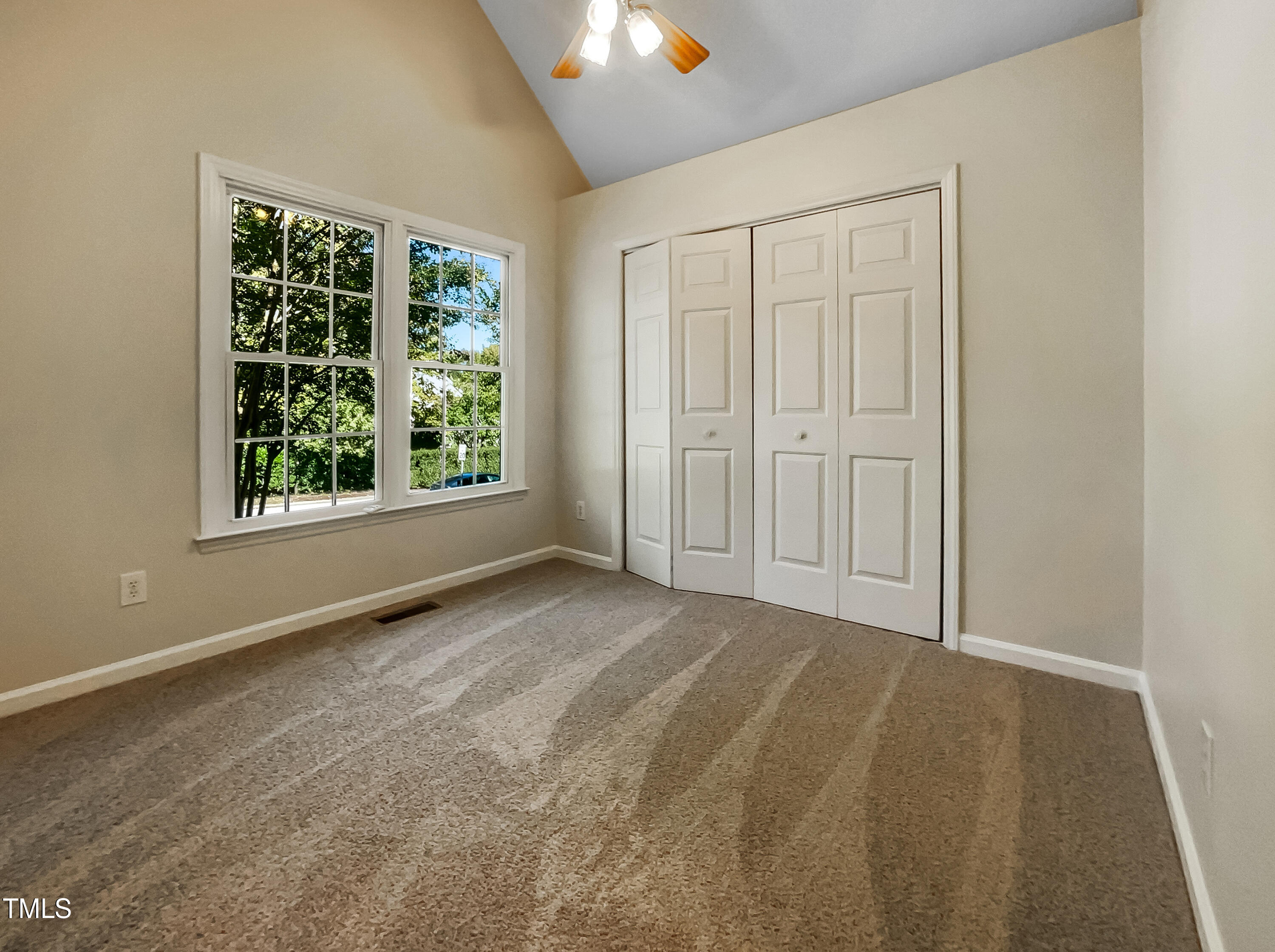 605 Holly Branch Drive Property Photo 10