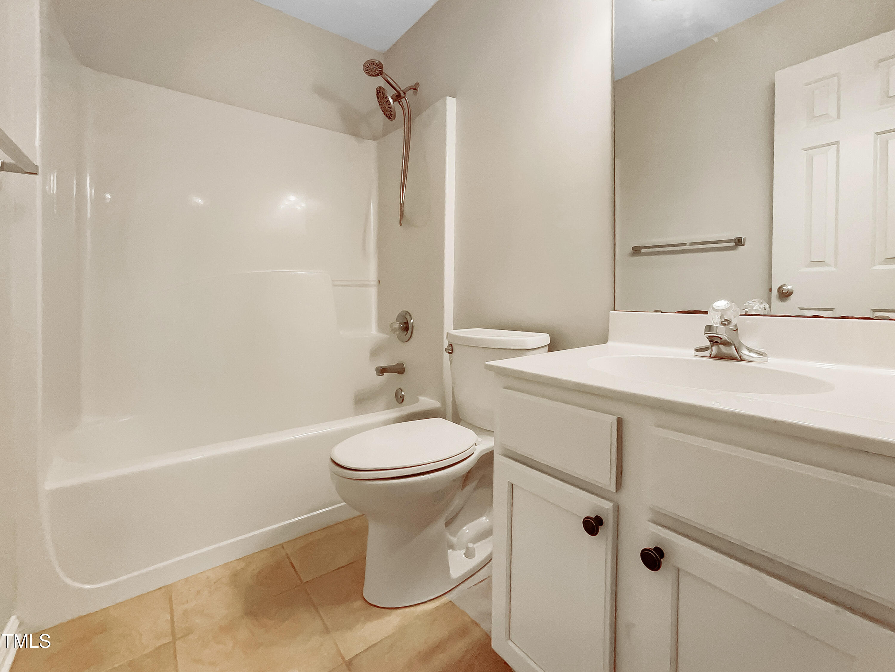 605 Holly Branch Drive Property Photo 13