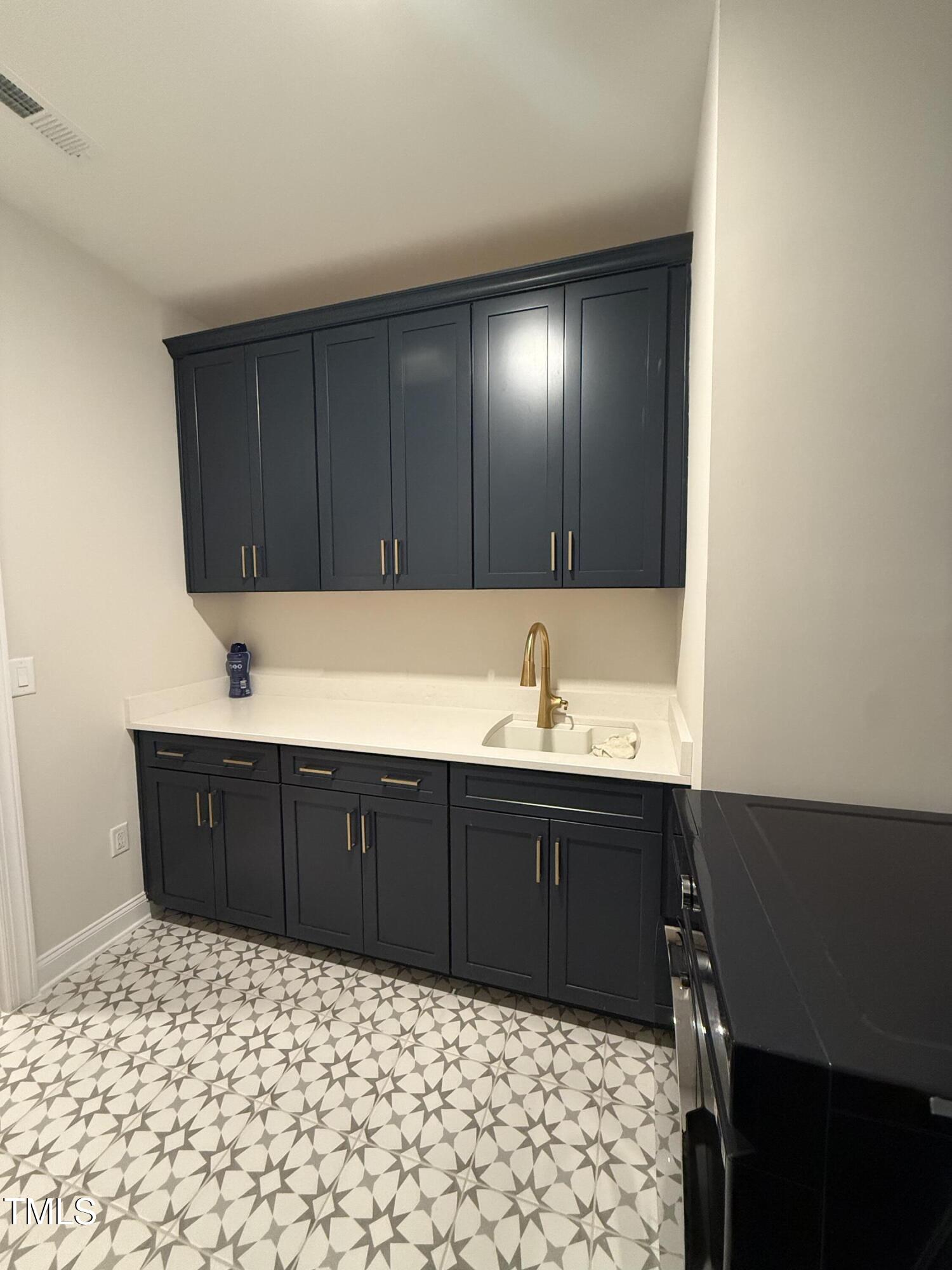 616 Silver Comet Drive Property Photo 40
