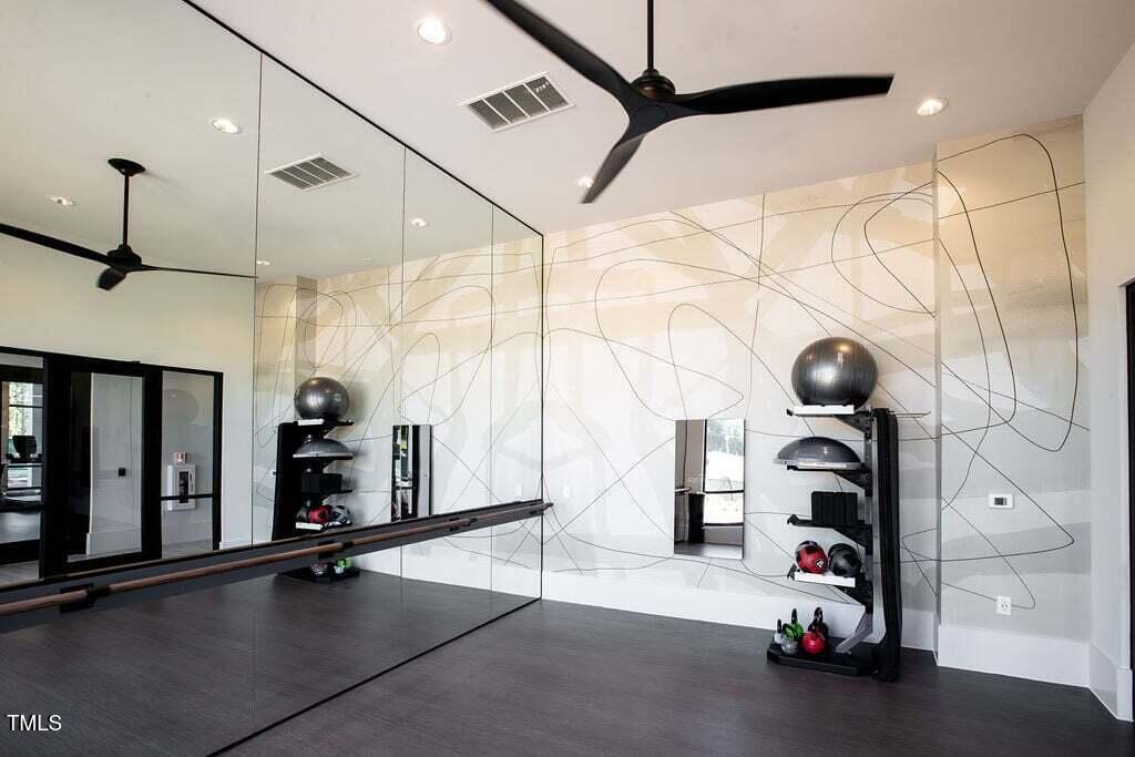 2000 Olivewood Street # B1 Property Photo 13