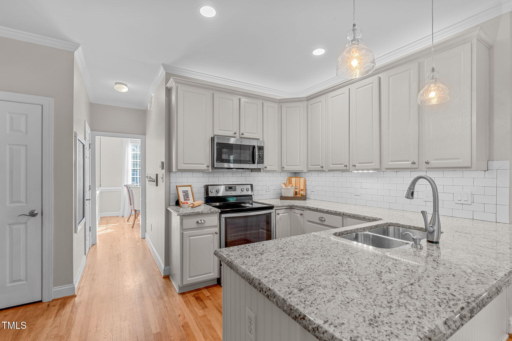 305 Elam Street Property Photo 10