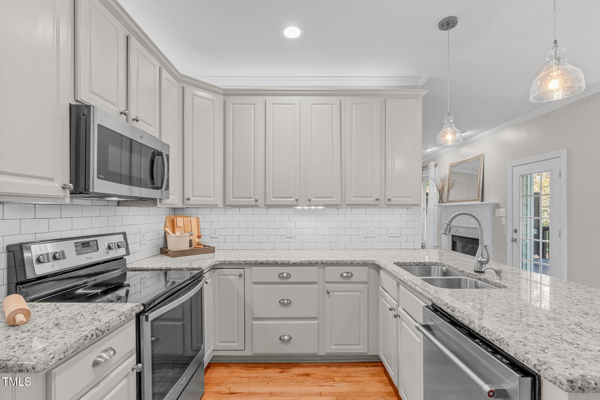 305 Elam Street Property Photo 11