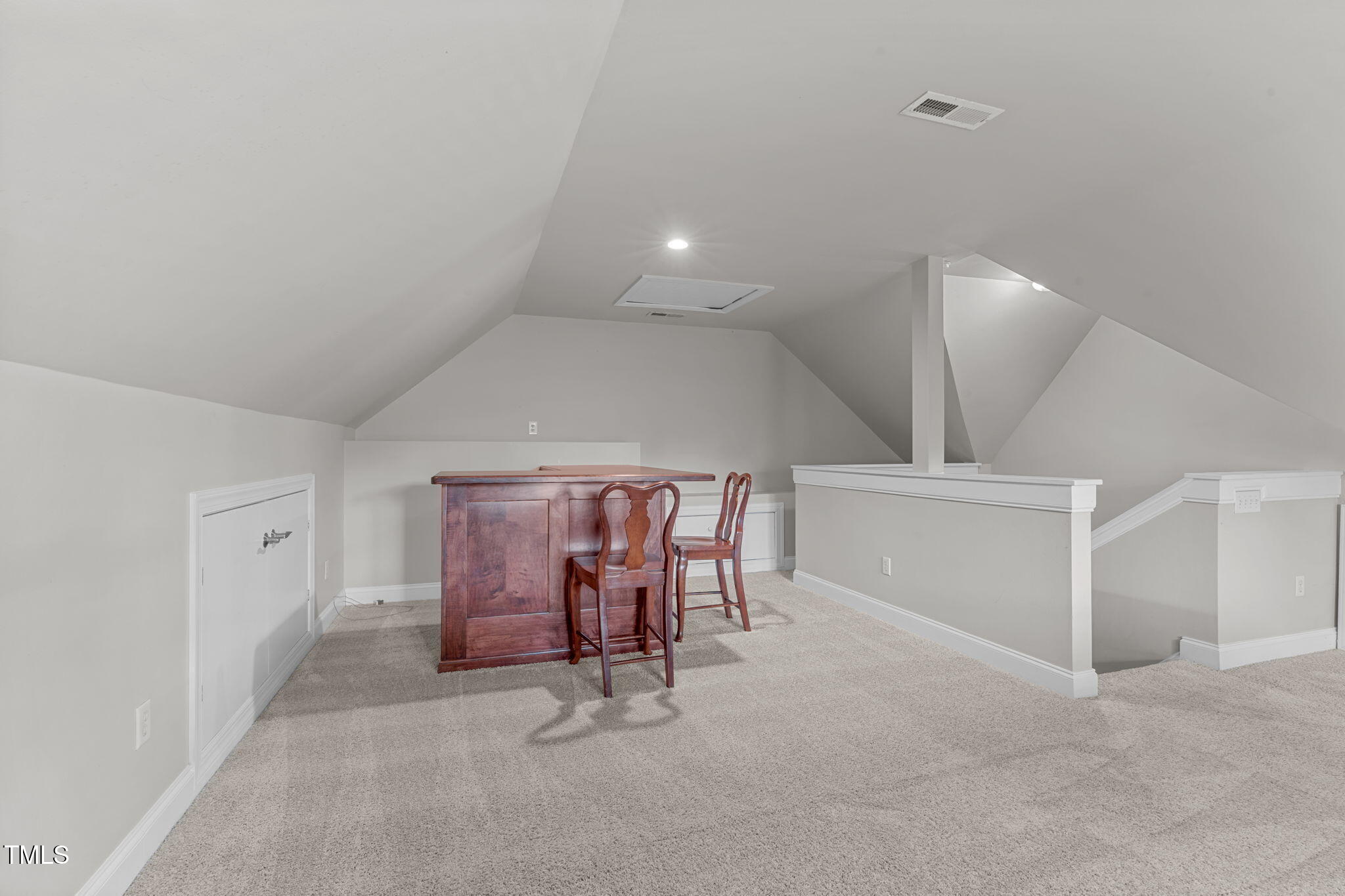 305 Elam Street Property Photo 31