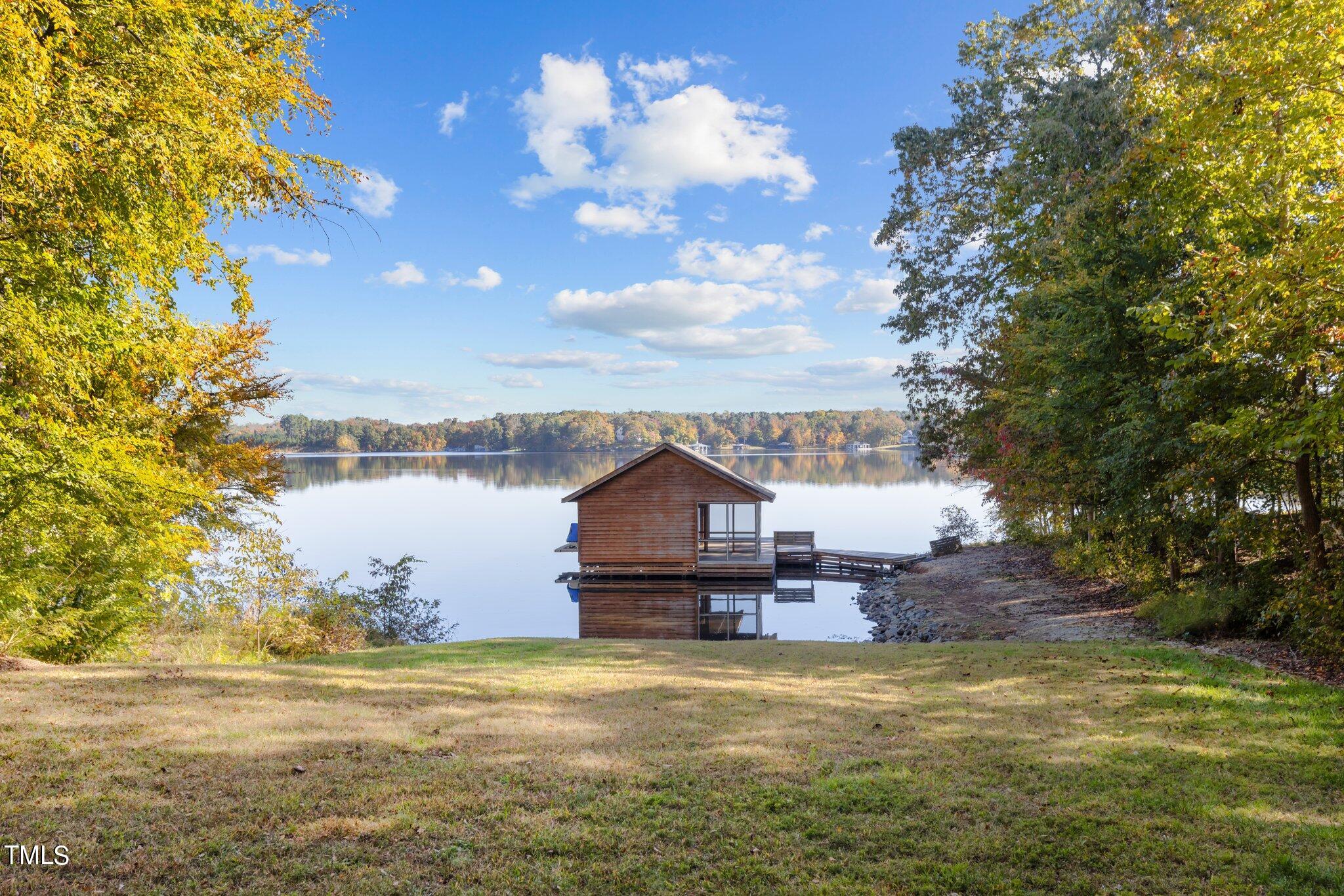 319 Deerfield Lane Property Photo